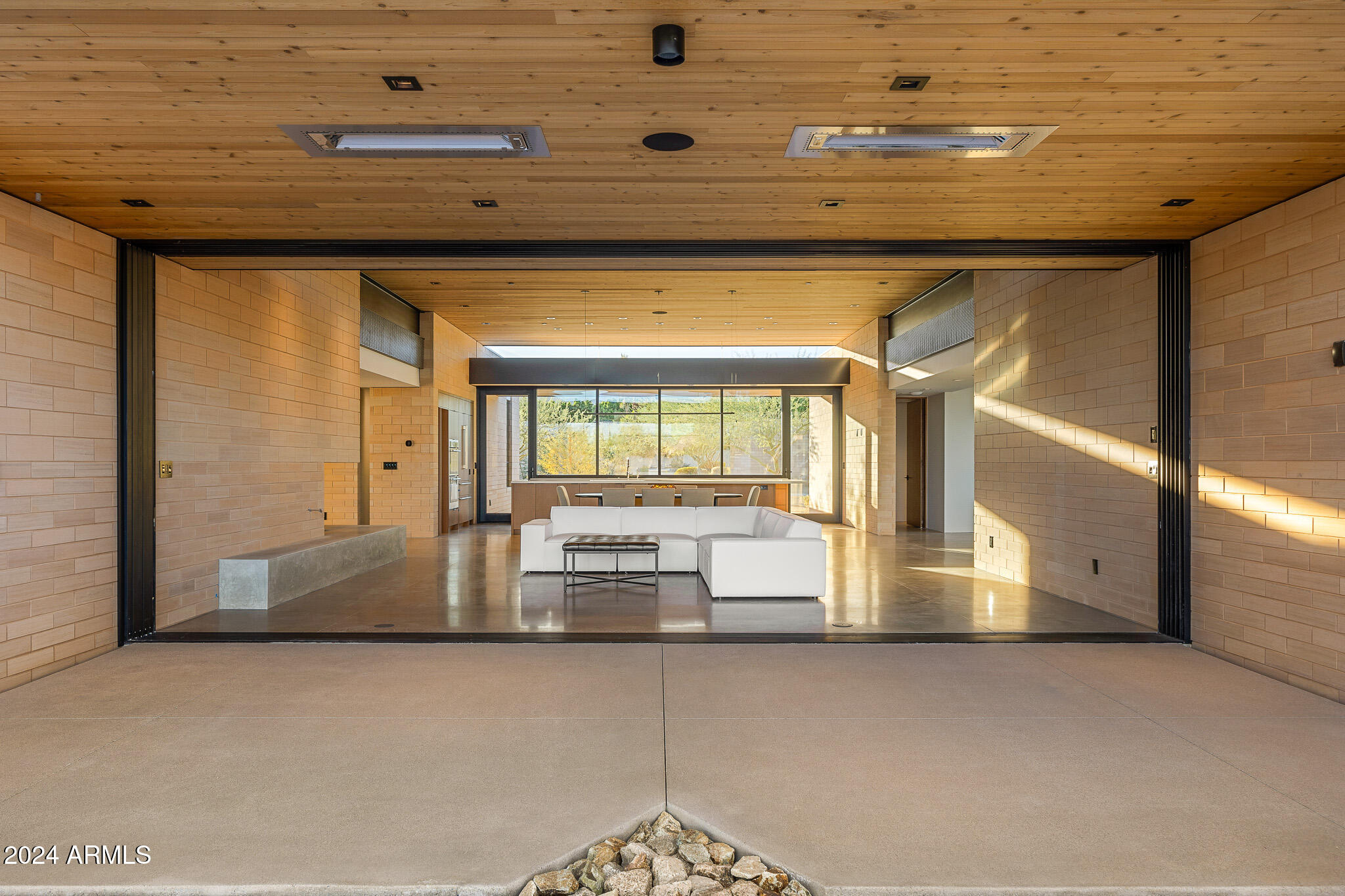 7501 E PALO VERDE Drive 8