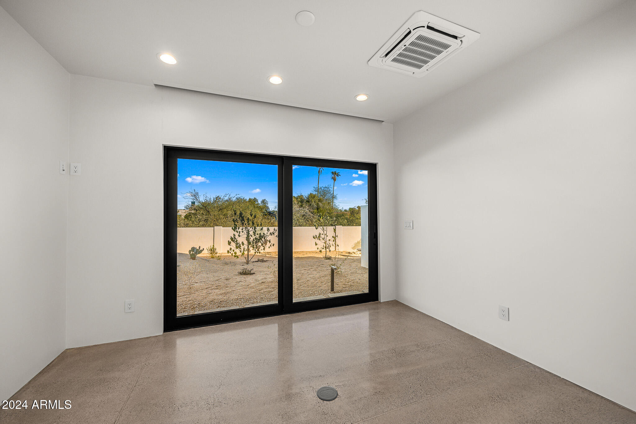 7501 E PALO VERDE Drive 8