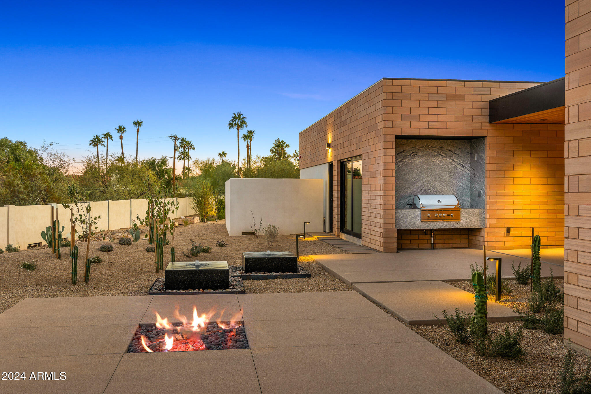 7501 E PALO VERDE Drive 8
