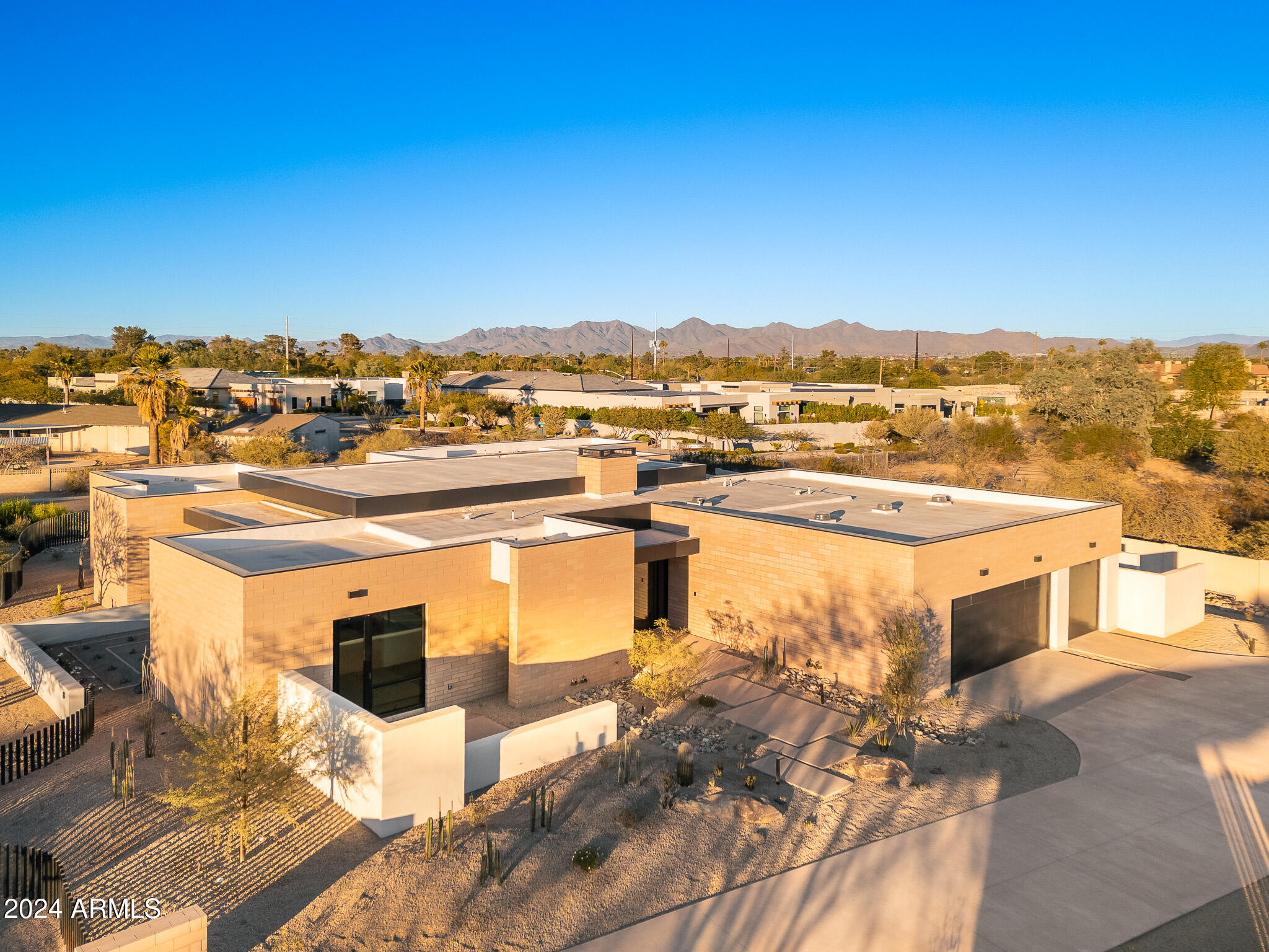 7501 E PALO VERDE Drive 8