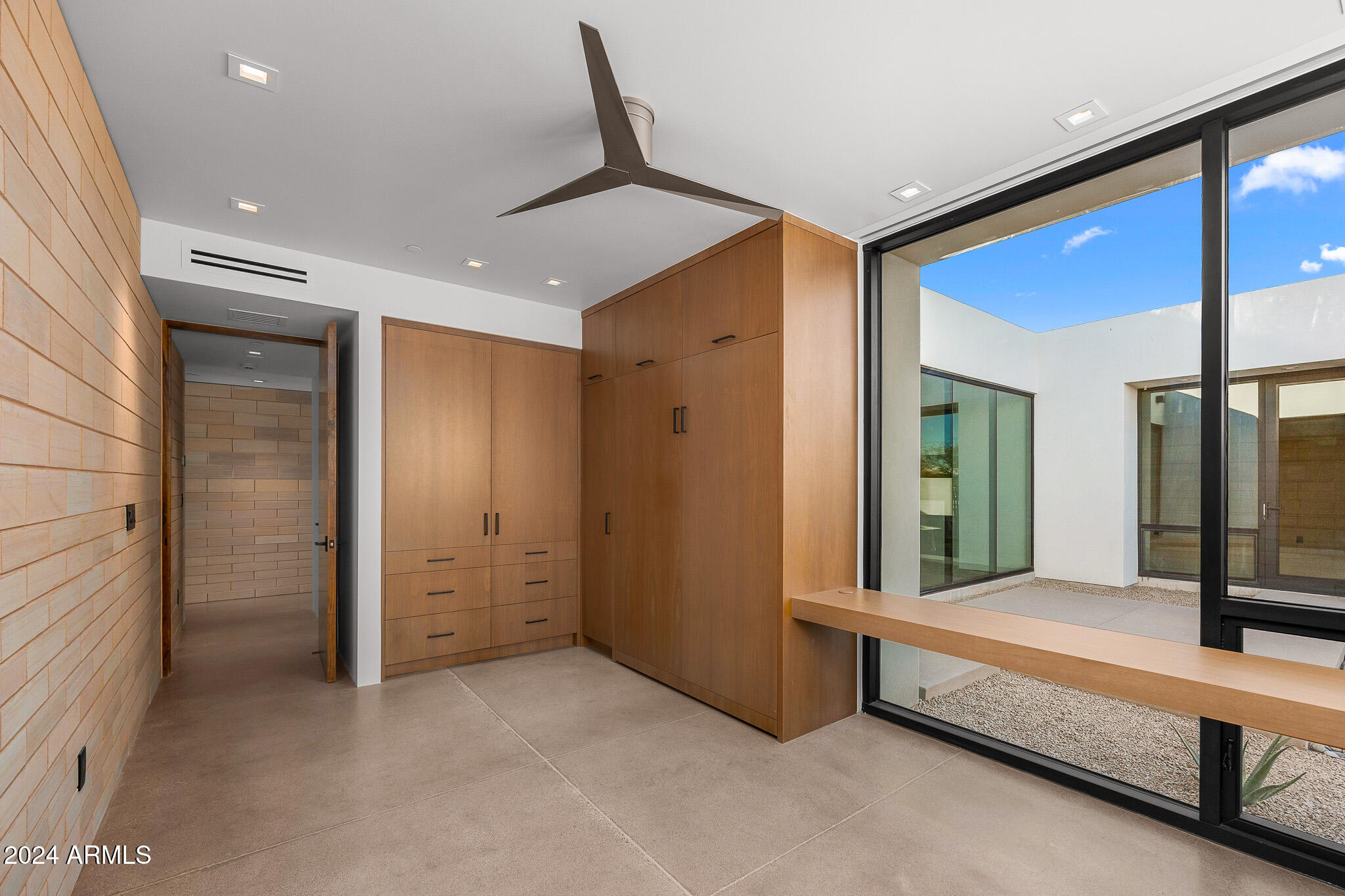 7501 E PALO VERDE Drive 8