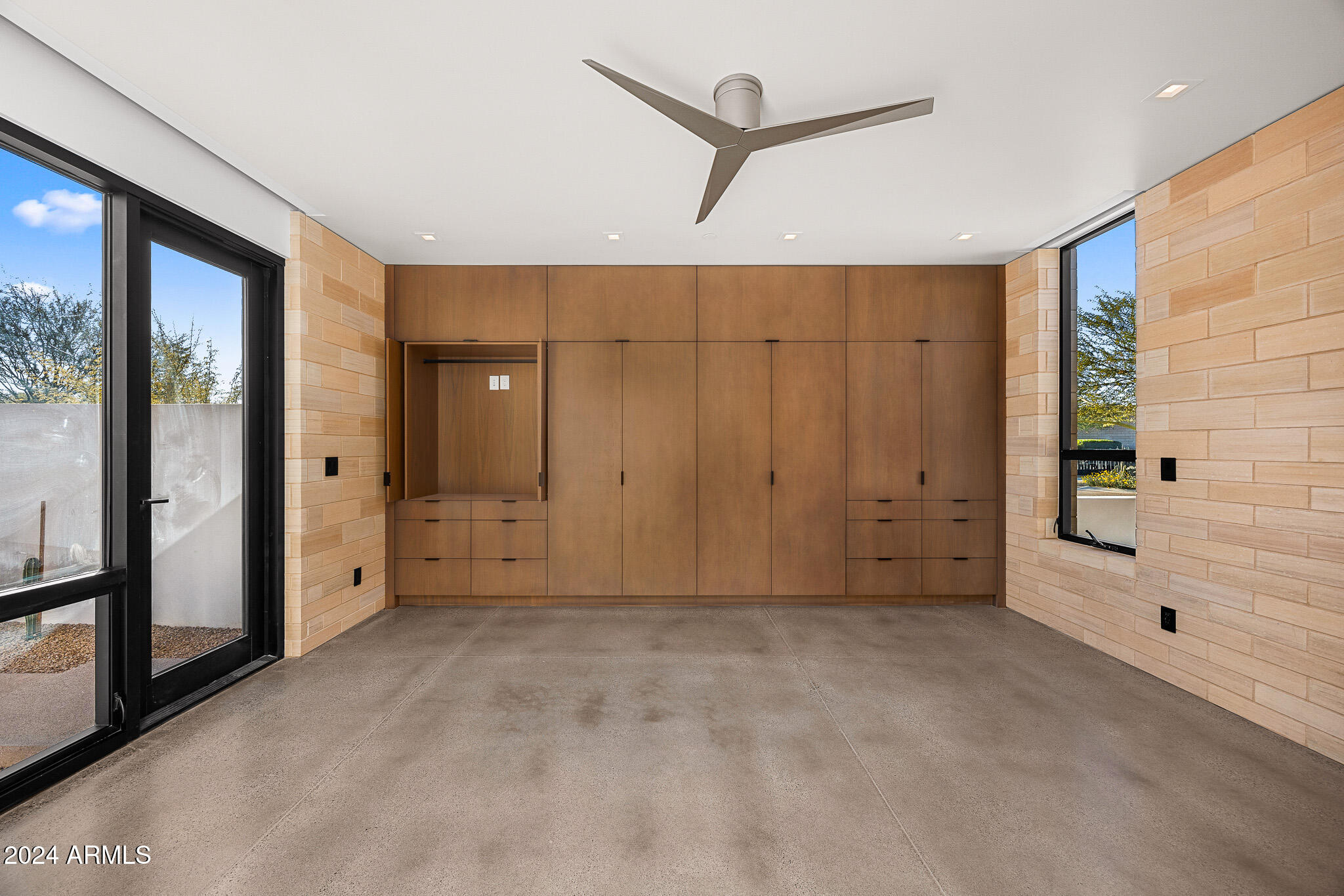 7501 E PALO VERDE Drive 8