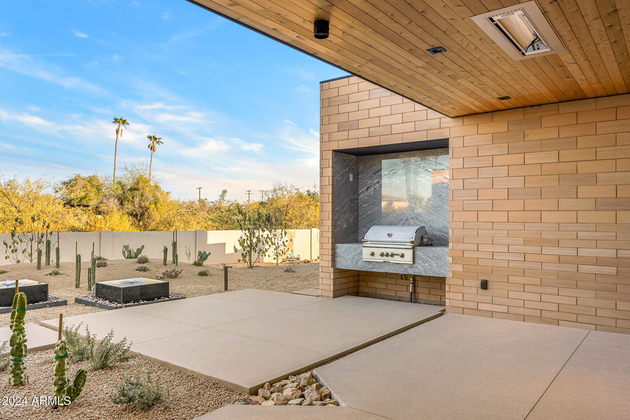 7501 E PALO VERDE Drive 8