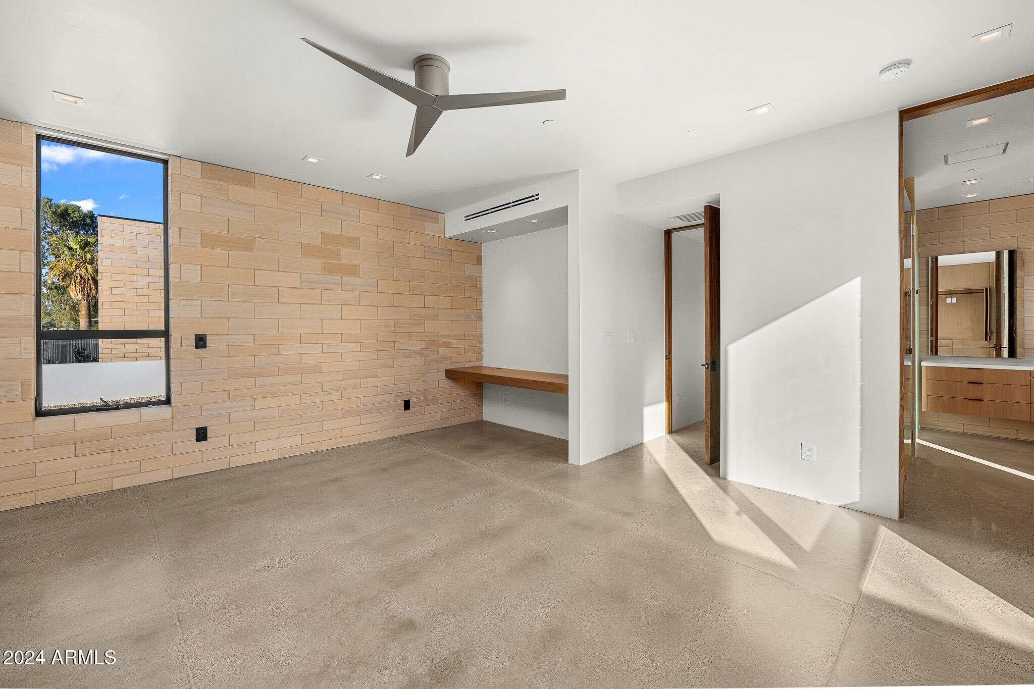 7501 E PALO VERDE Drive 8
