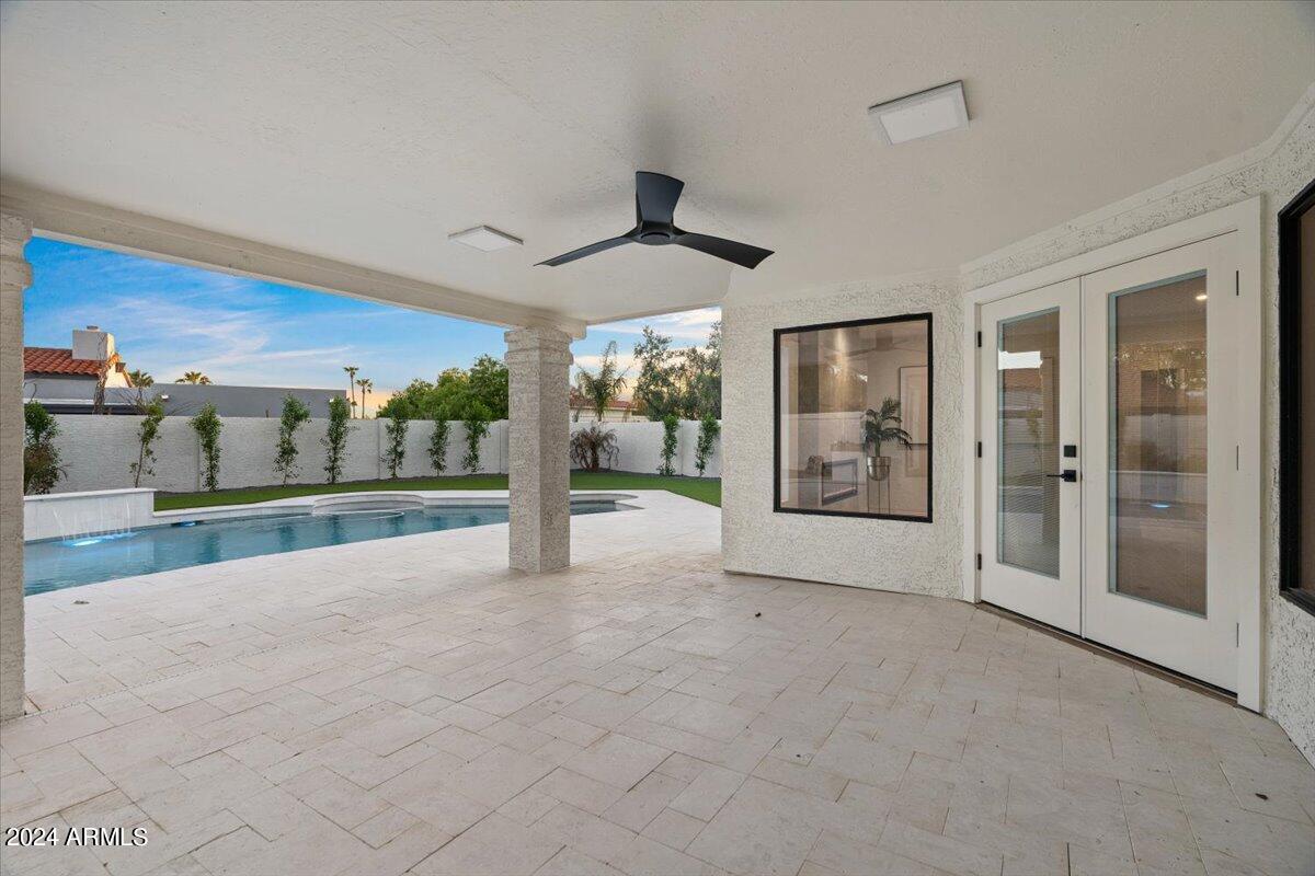 10043 N 106TH Place