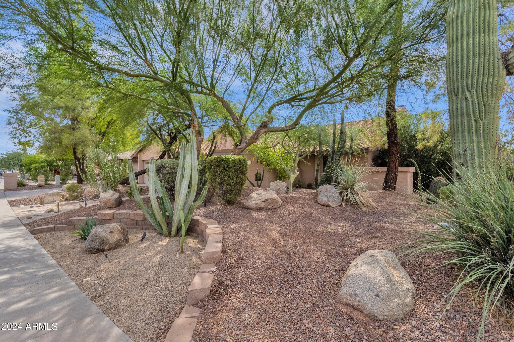 1921 E GREENTREE Drive