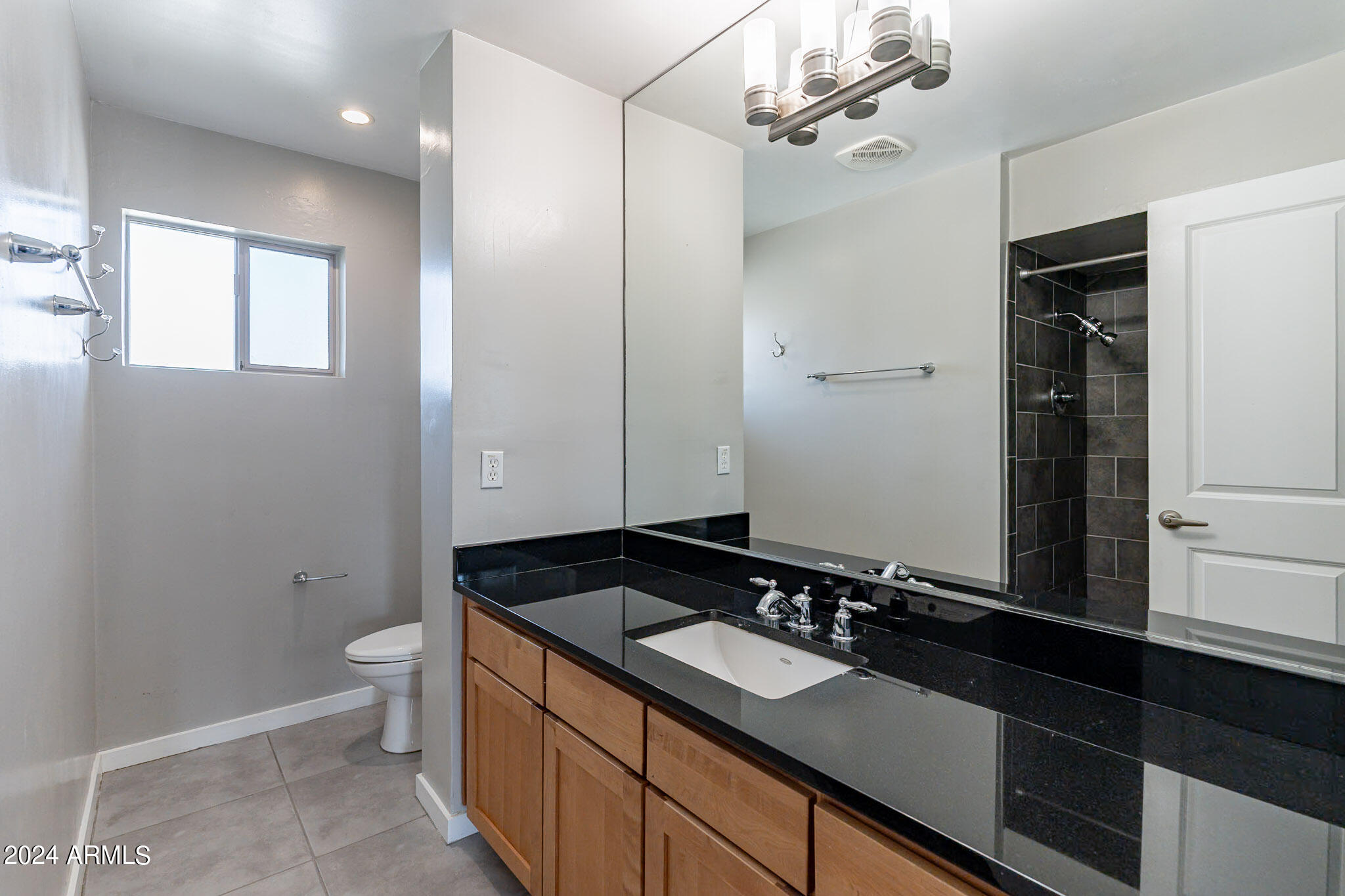 3600 N 5TH Avenue 200