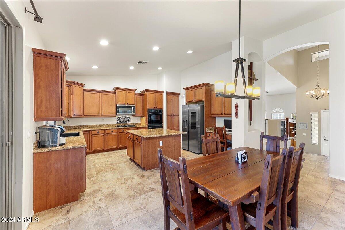 9206 W PINNACLE VISTA Drive