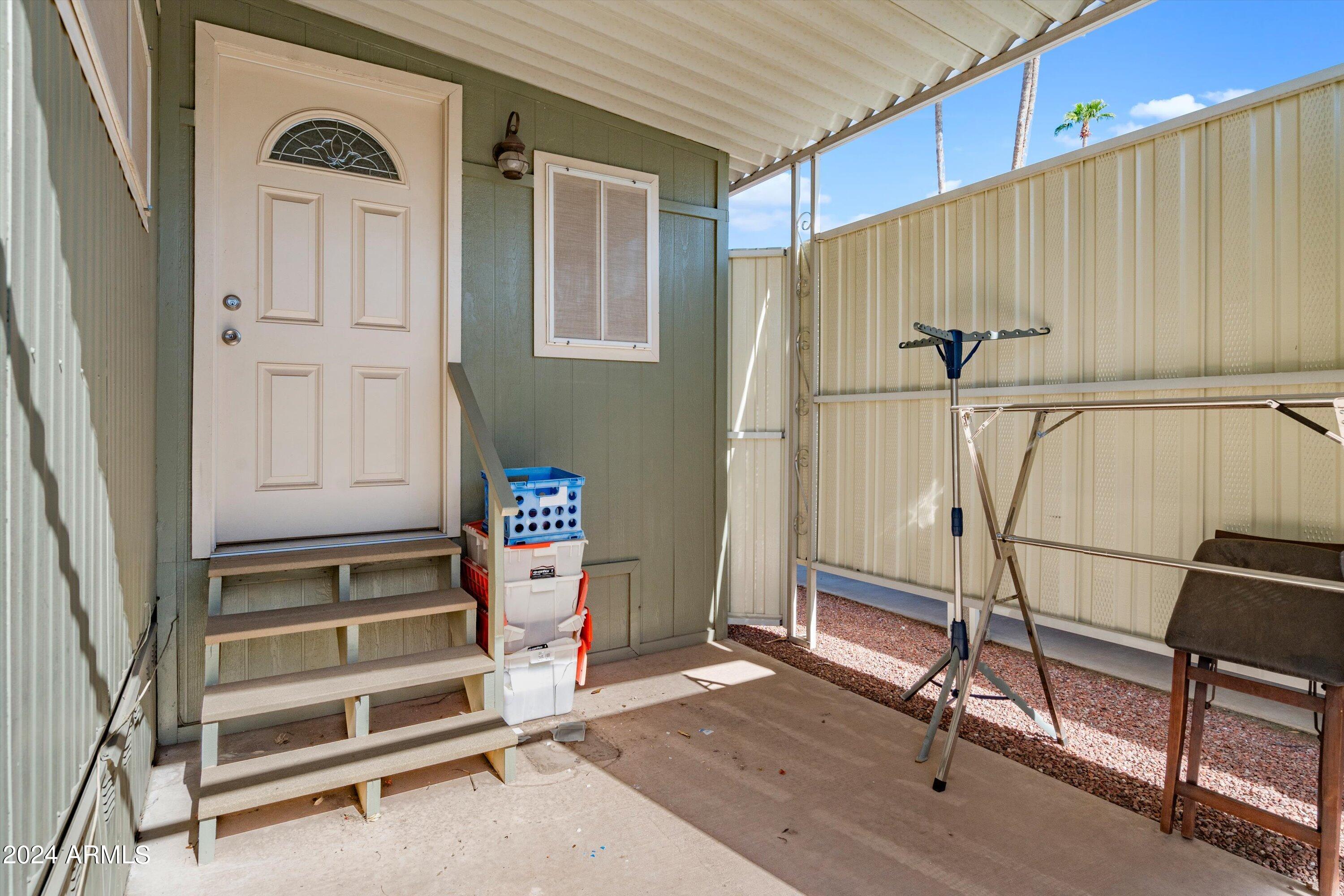 4065 E University Drive, 256
