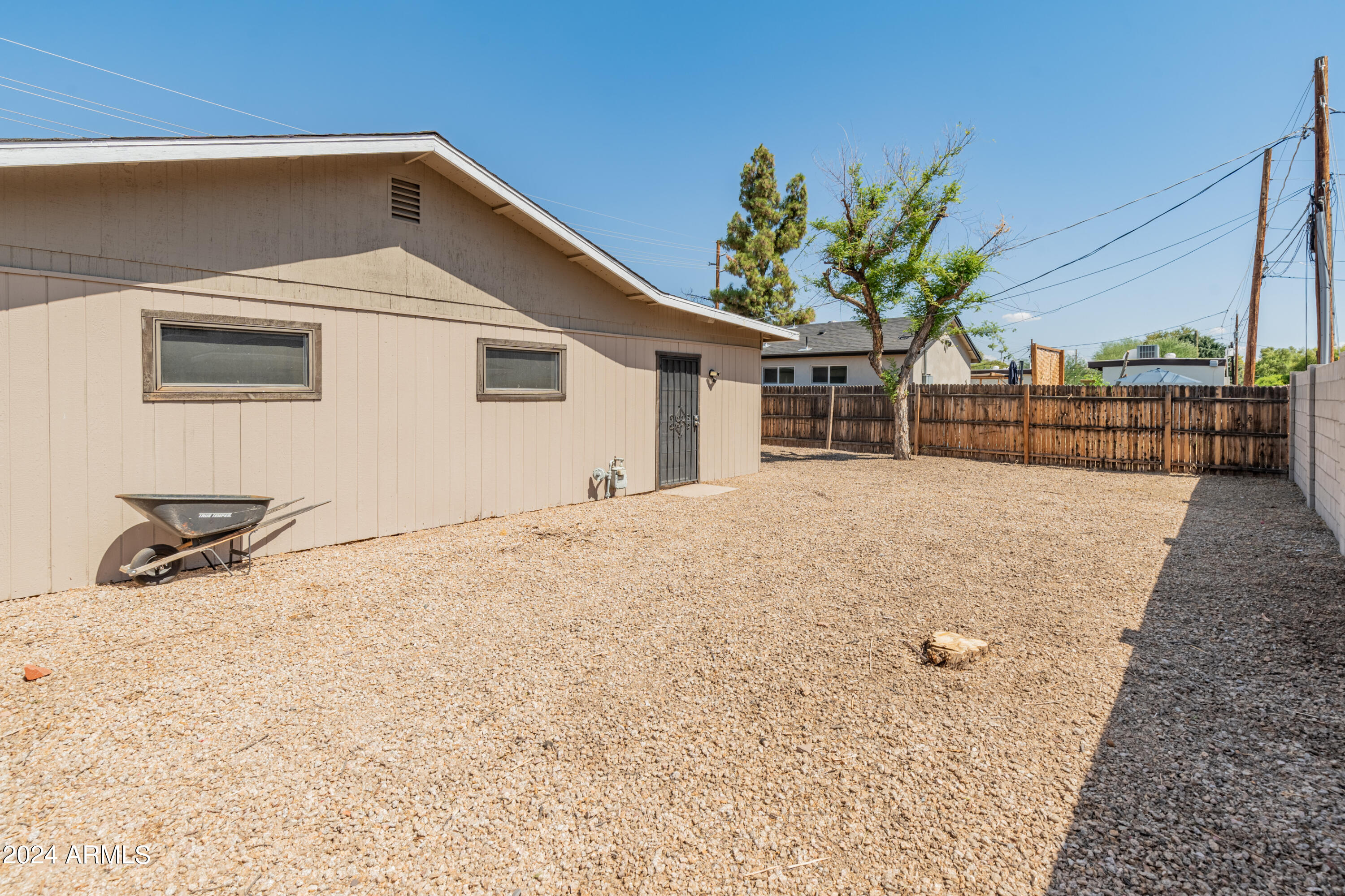 2801 E OSBORN Road