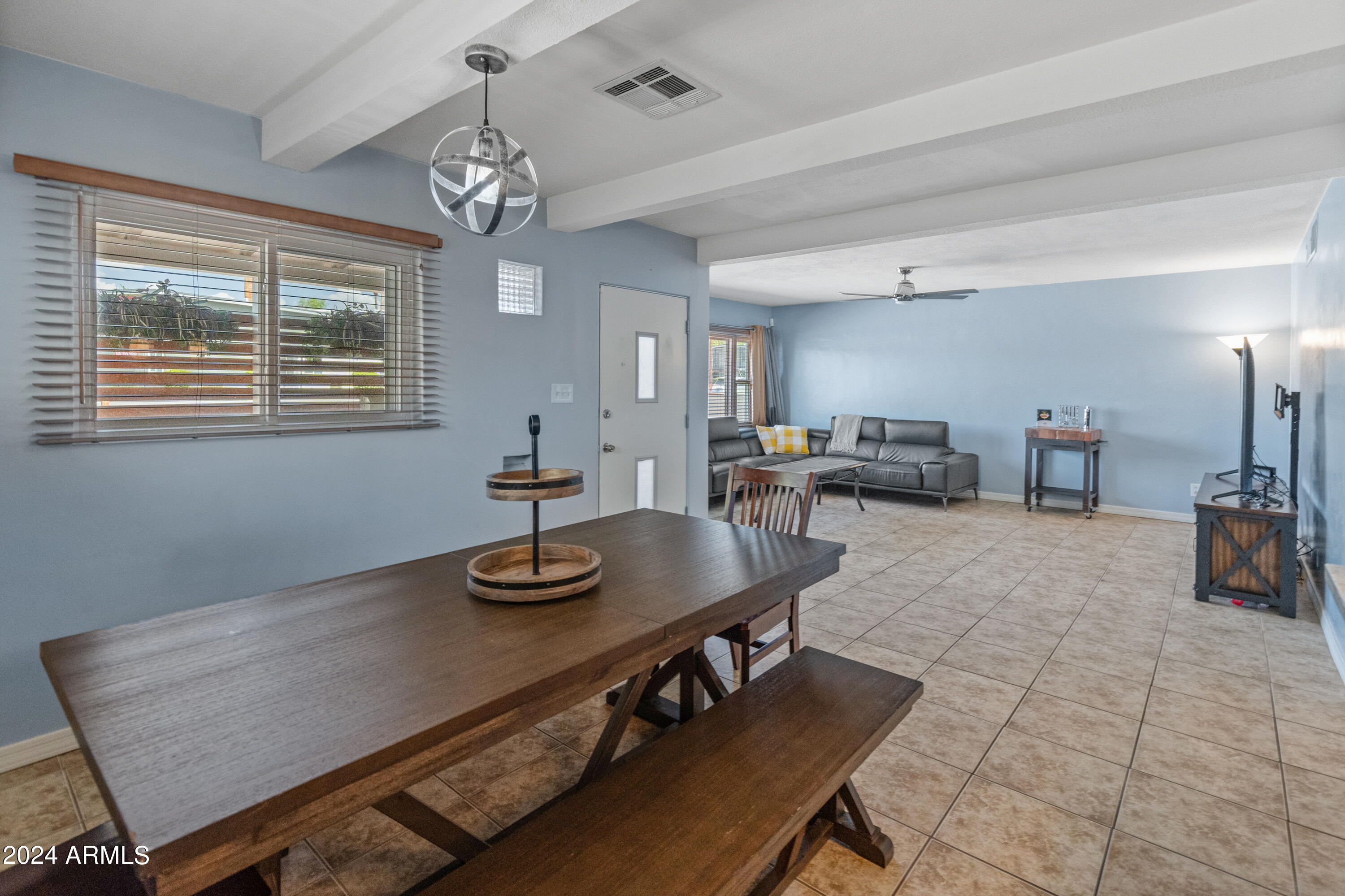 2801 E OSBORN Road