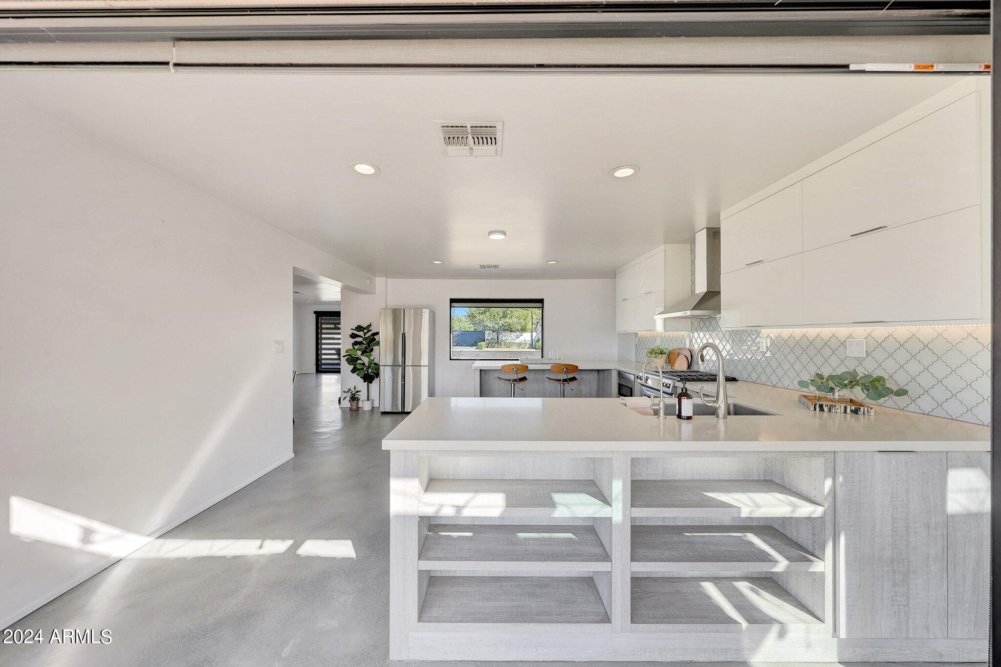 4038 N 49TH Street