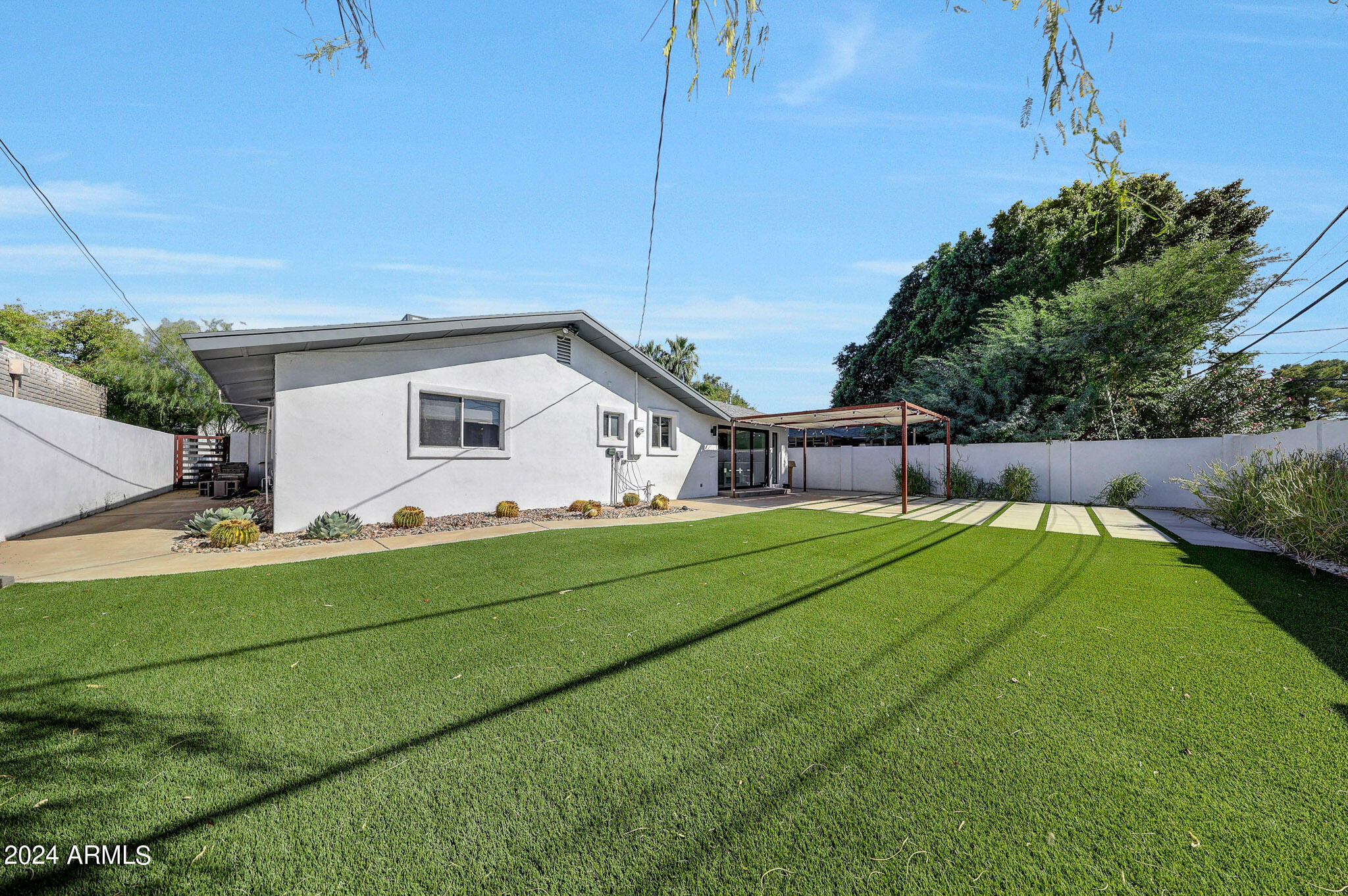 4038 N 49TH Street