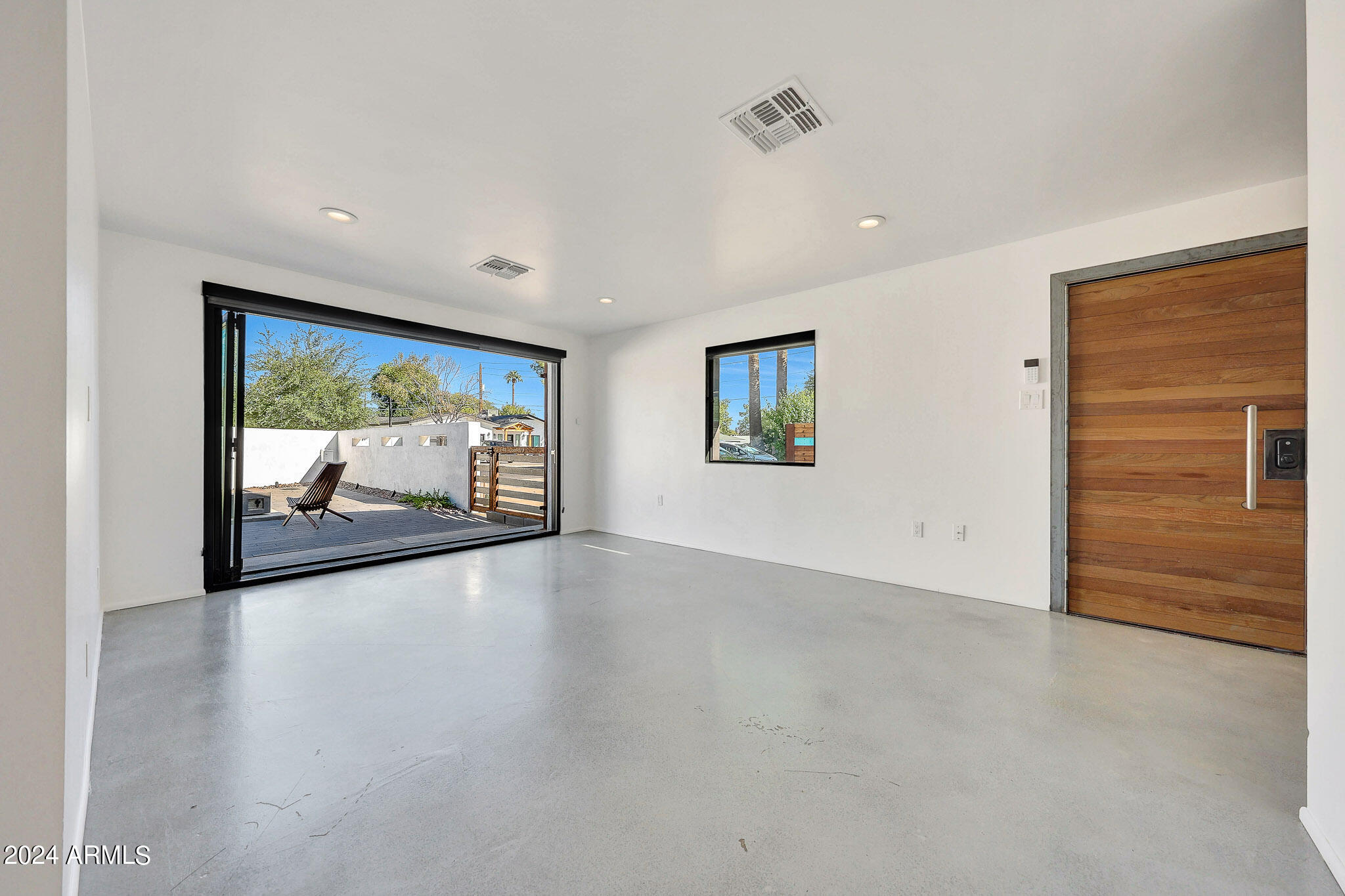 4038 N 49TH Street