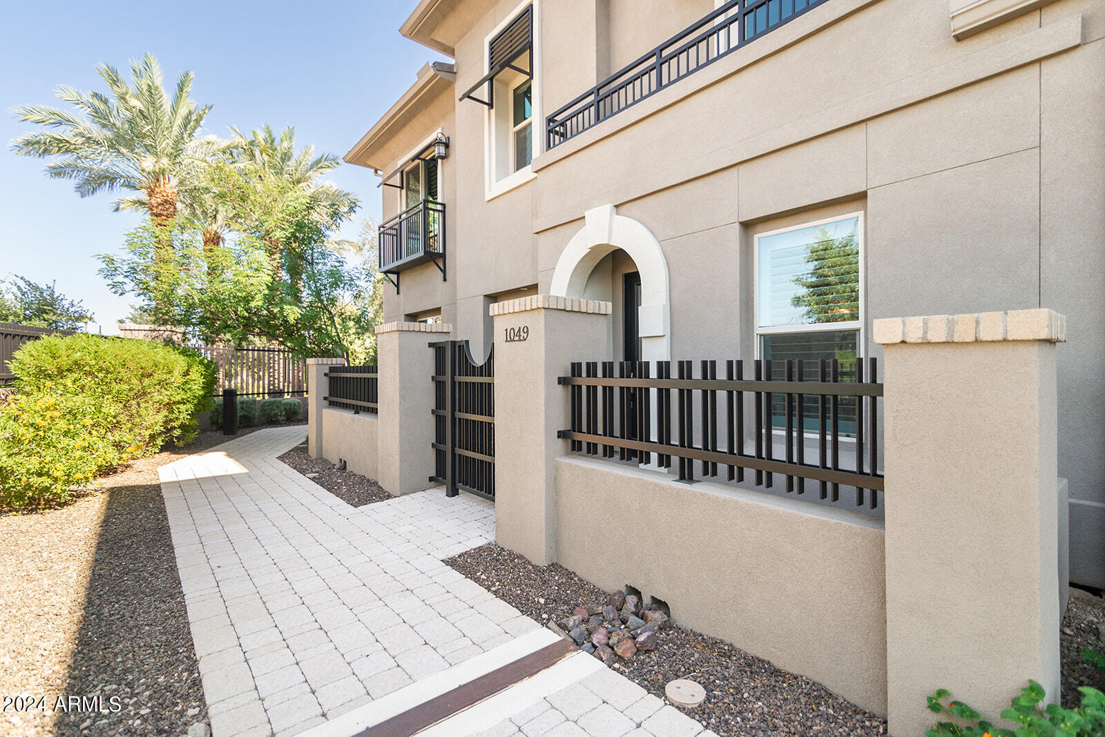 6565 E THOMAS Road 1049