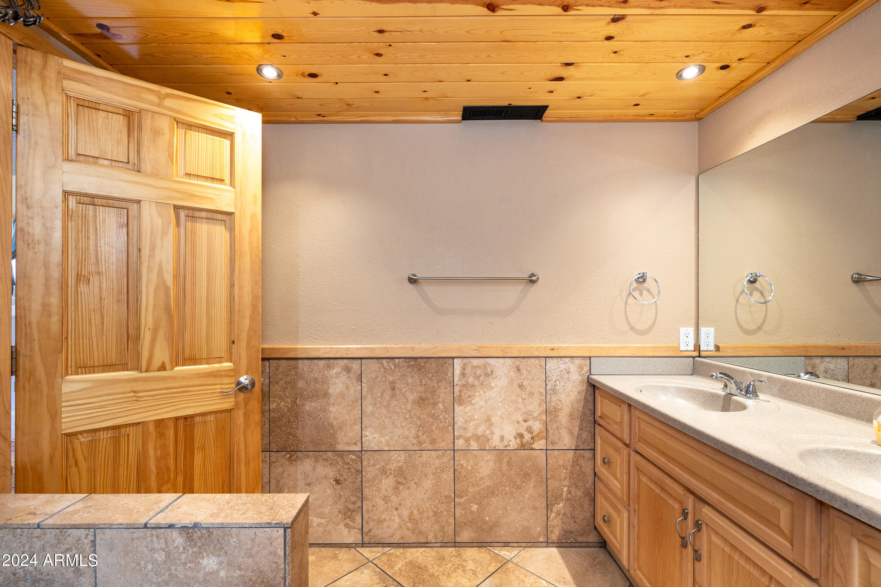 2650 Valley View Drive, 238