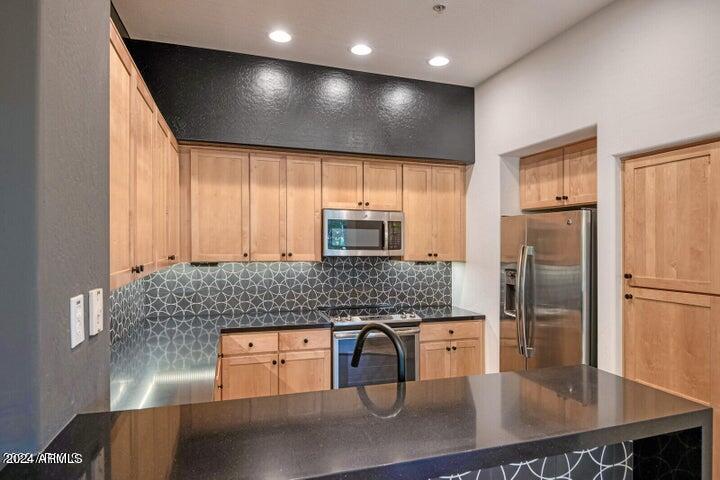 2989 N 44TH Street 3009