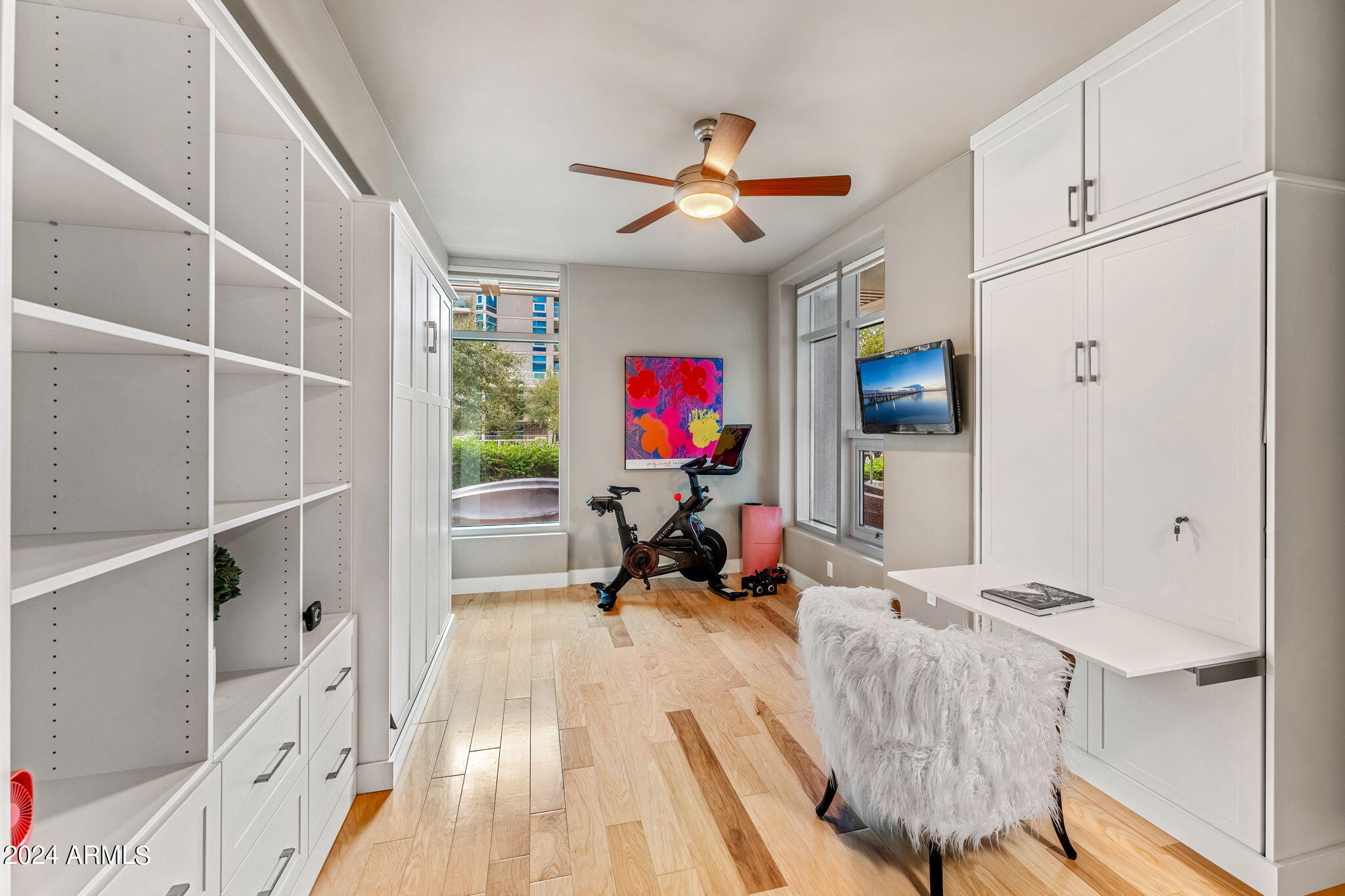 140 E RIO SALADO Parkway, 106