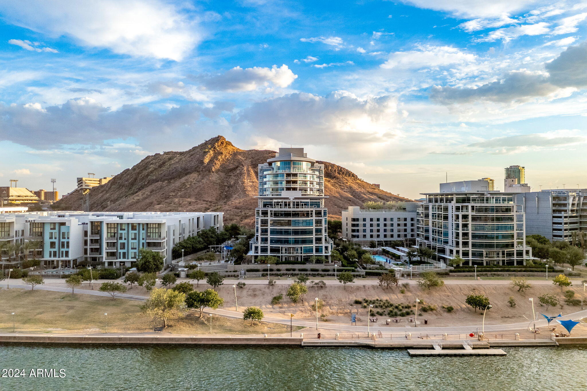 140 E RIO SALADO Parkway, 106