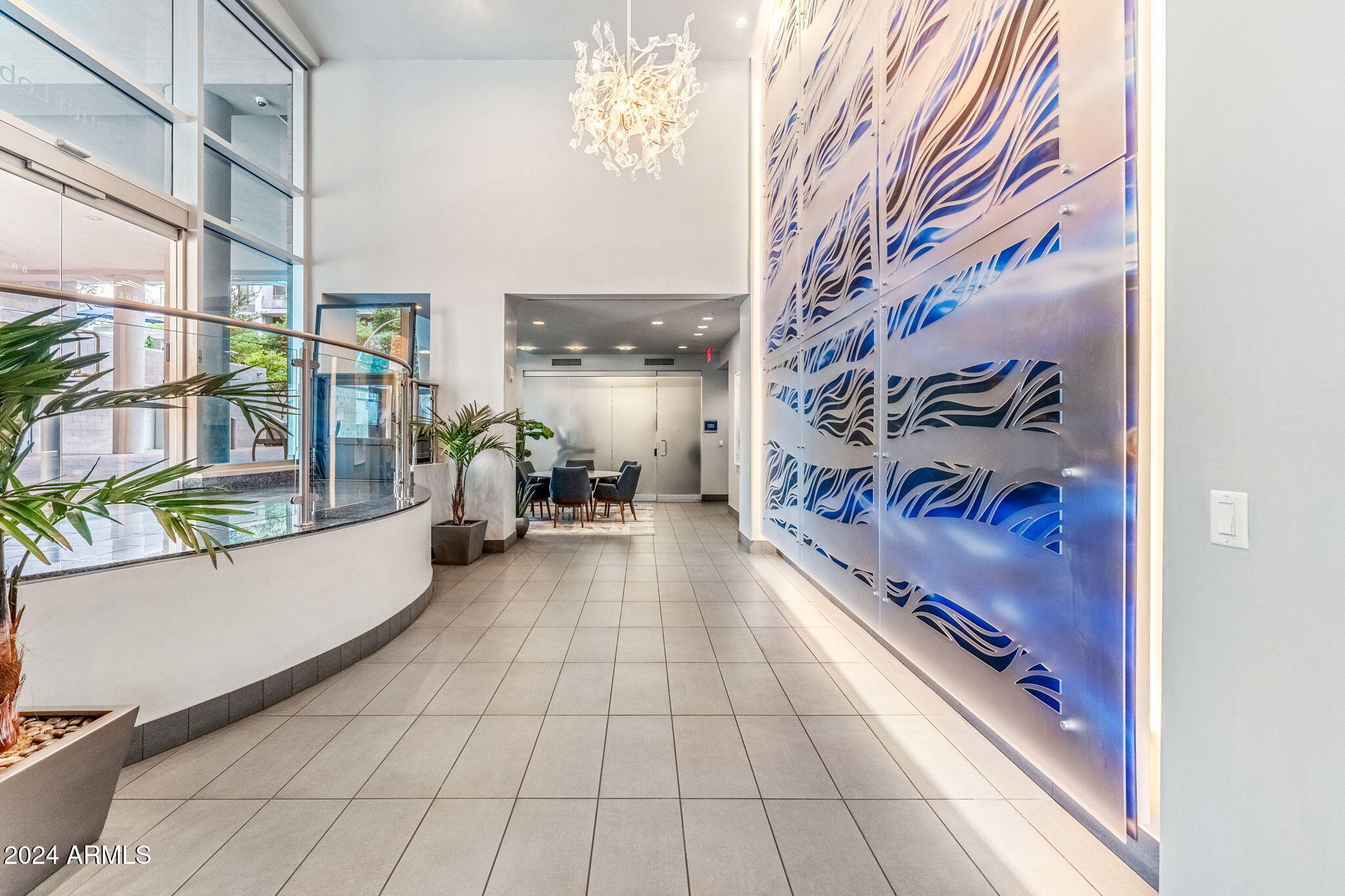 140 E RIO SALADO Parkway, 106