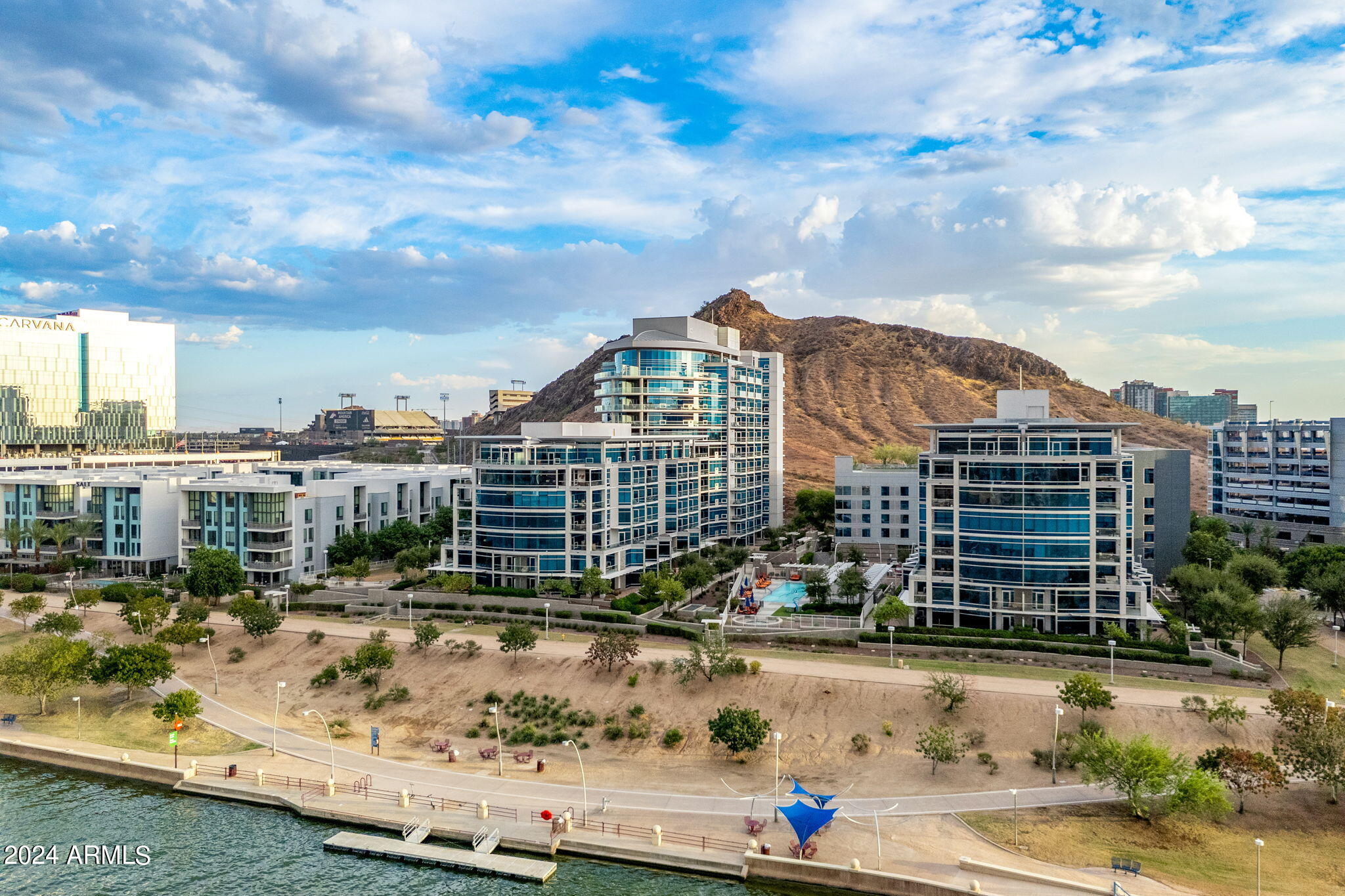140 E RIO SALADO Parkway, 106