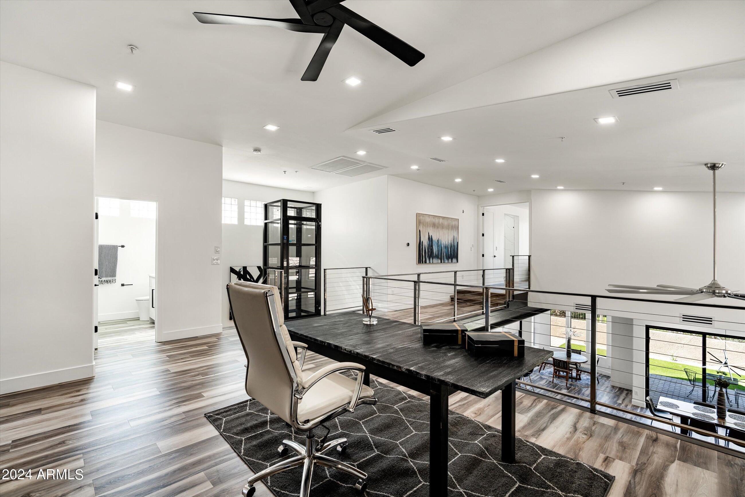 7525 E GAINEY RANCH Road 189