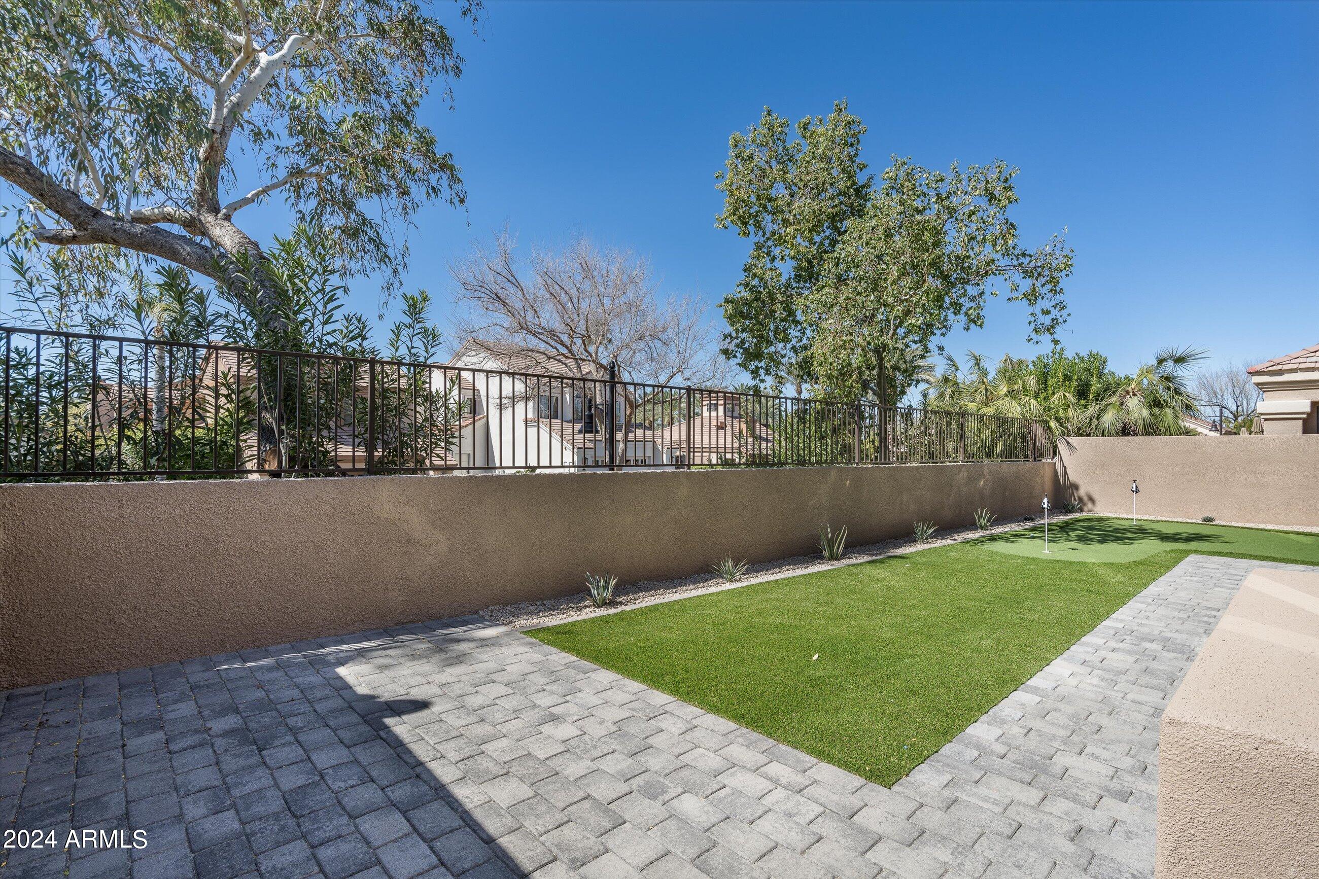 7525 E GAINEY RANCH Road 189