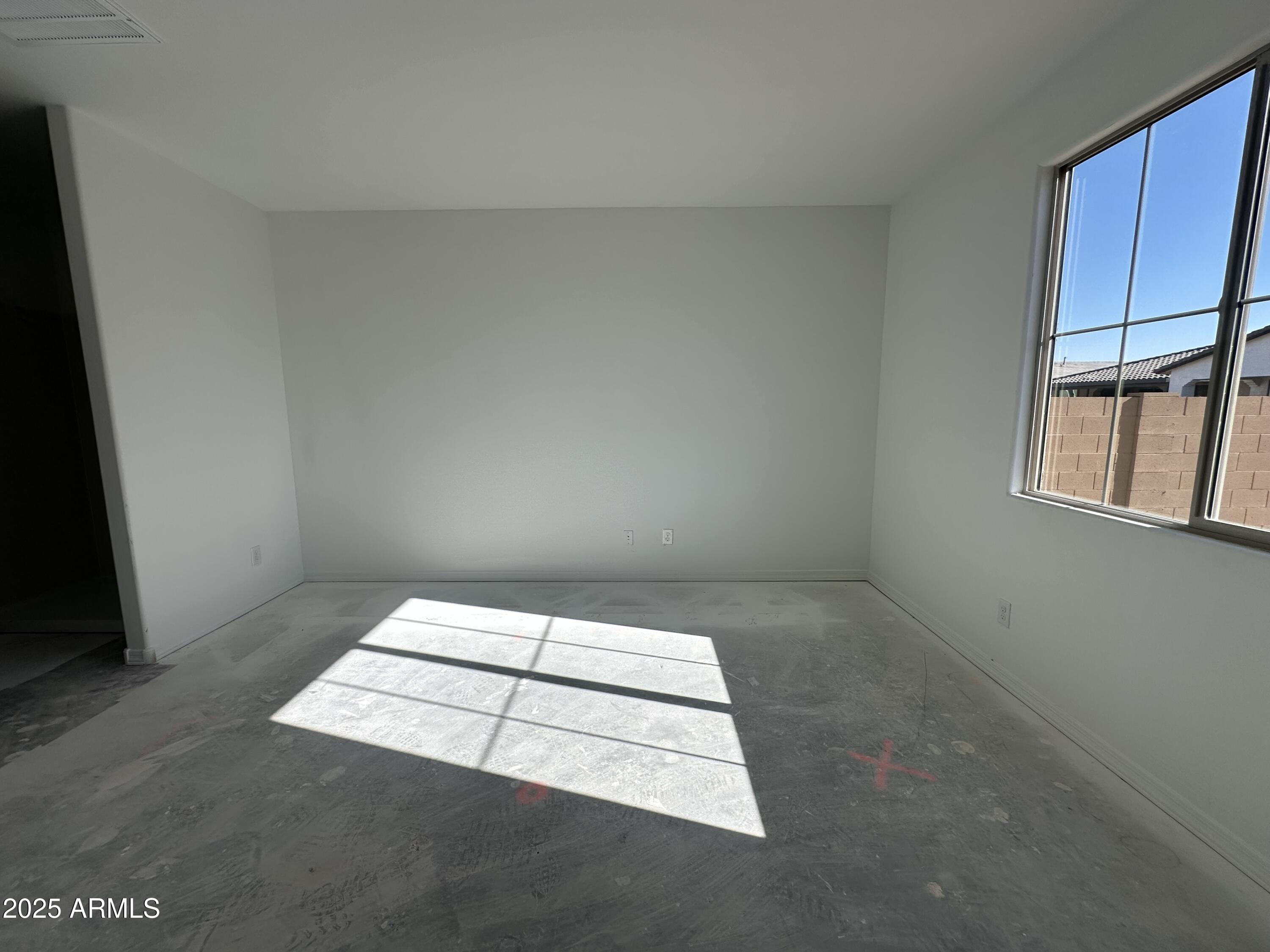 22857 E ROUNDUP Way