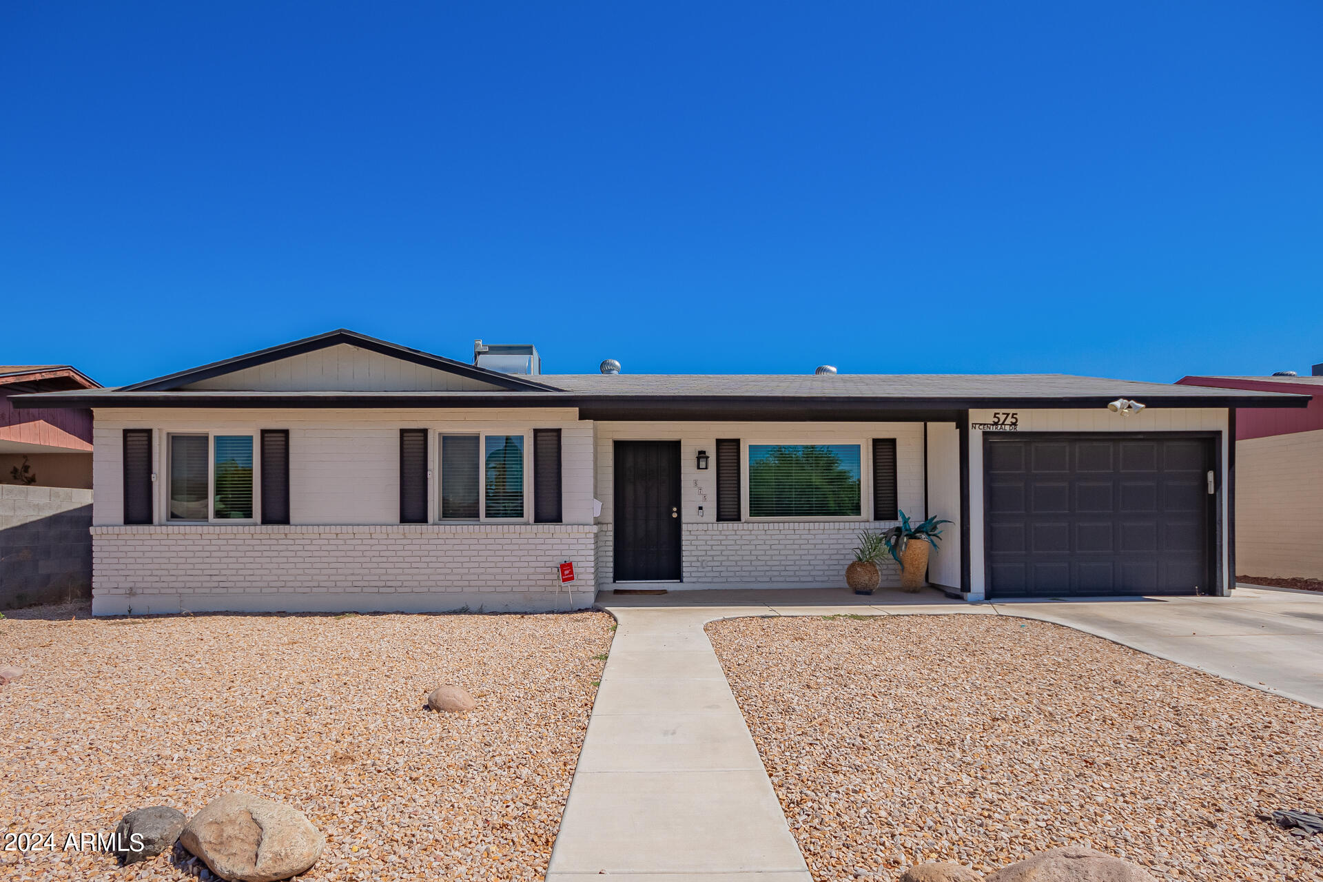 575 N CENTRAL Drive