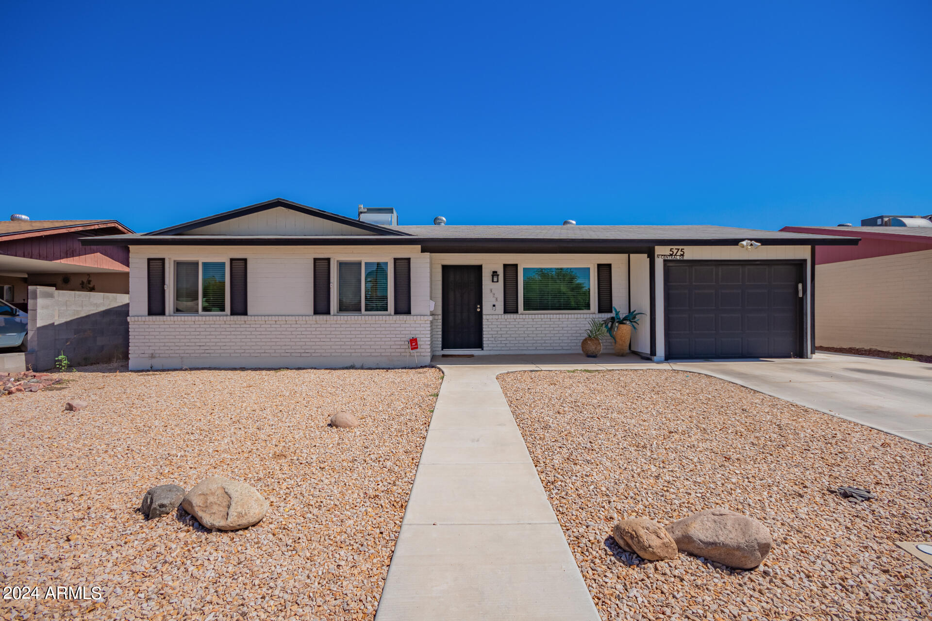 575 N CENTRAL Drive
