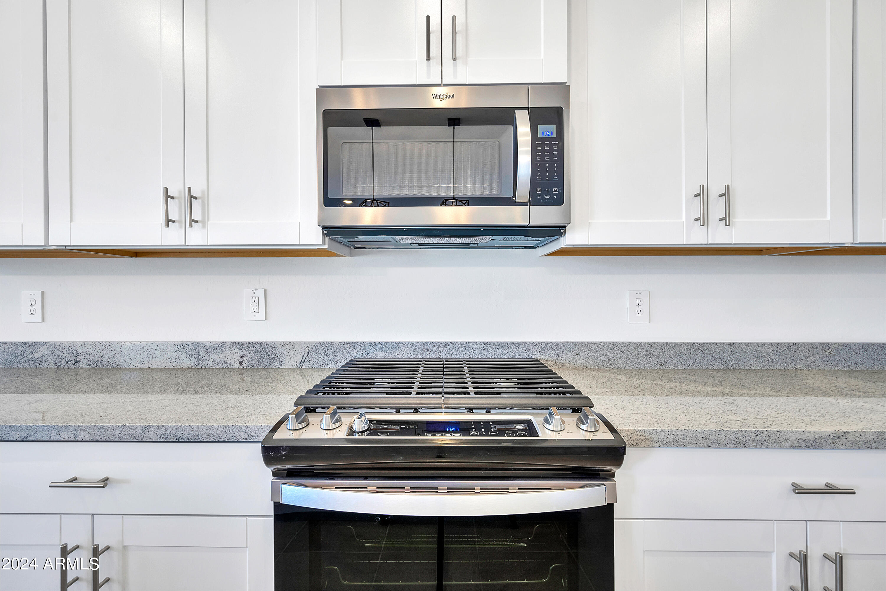 3104 E BEE Trail