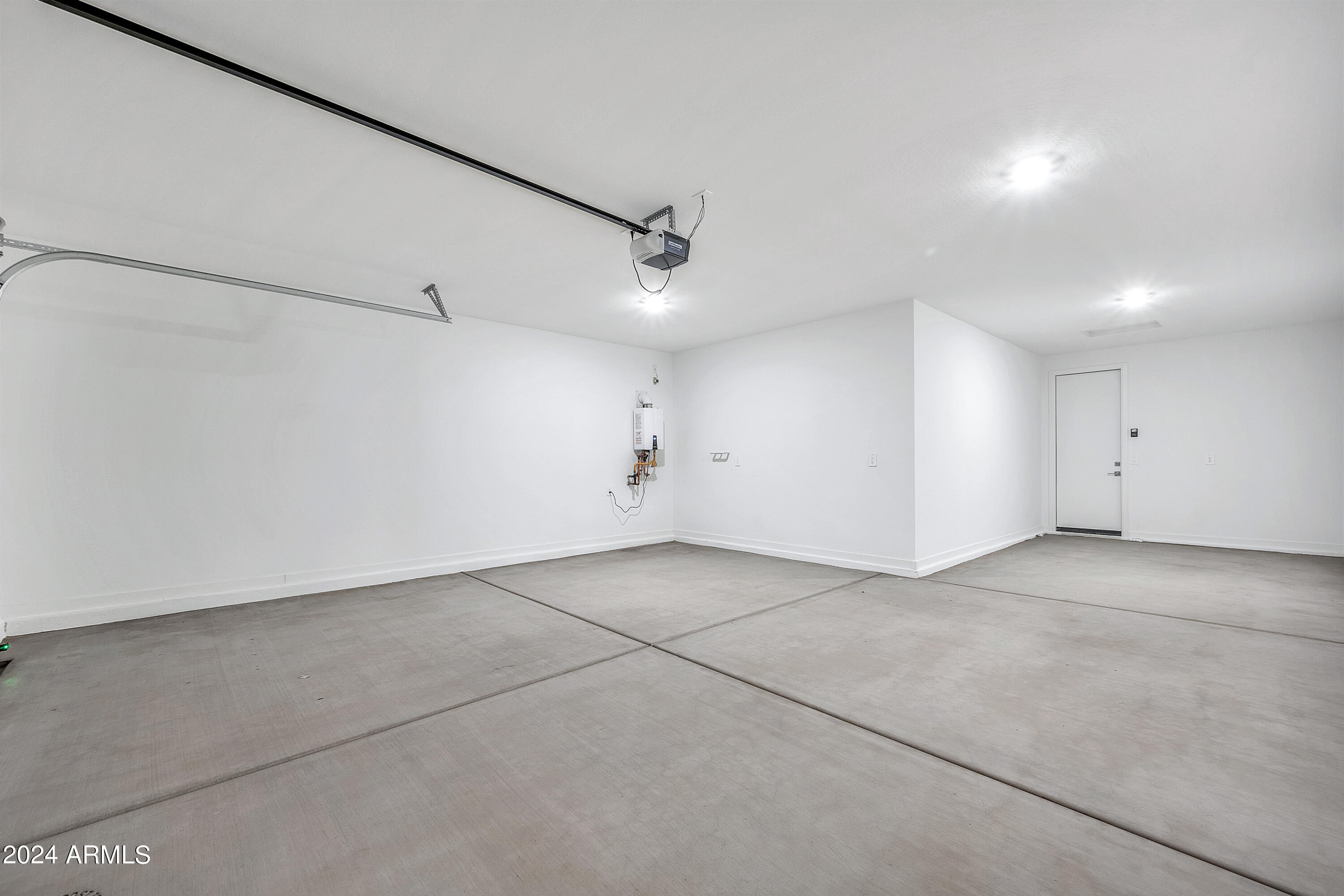 3104 E BEE Trail