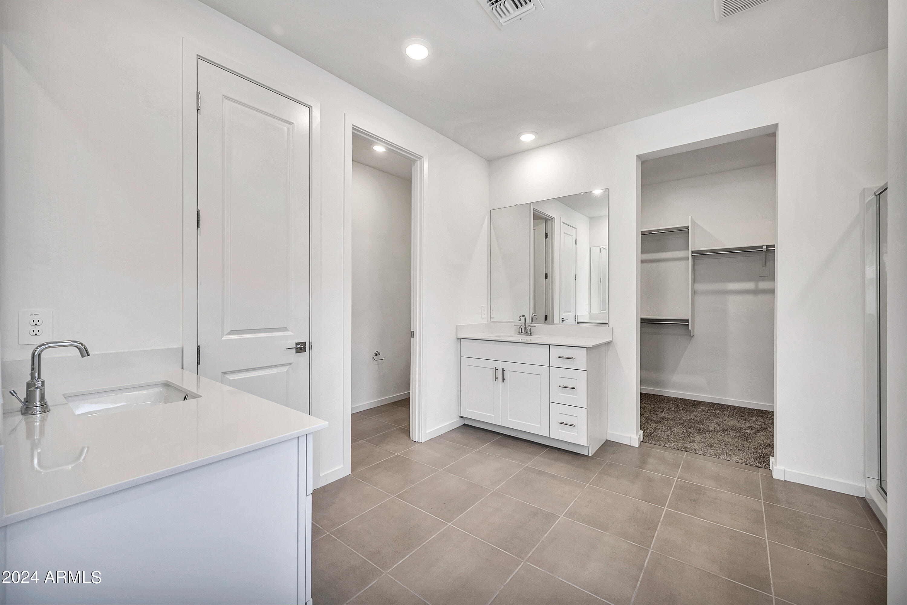 3104 E BEE Trail