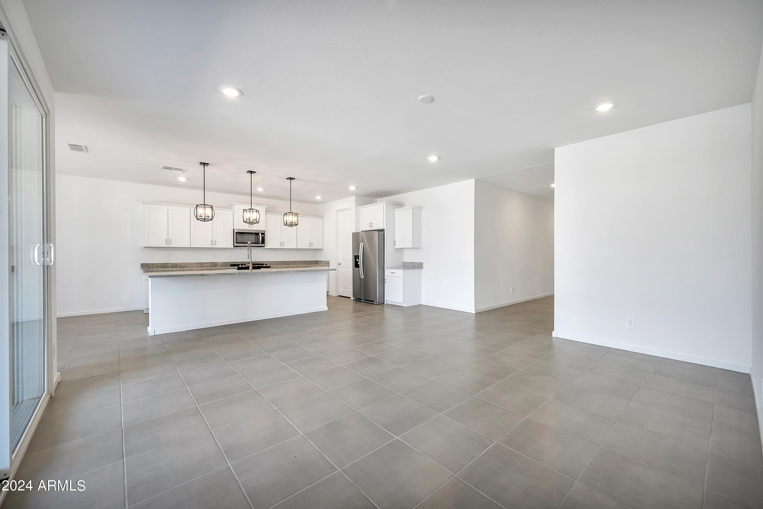 3104 E BEE Trail
