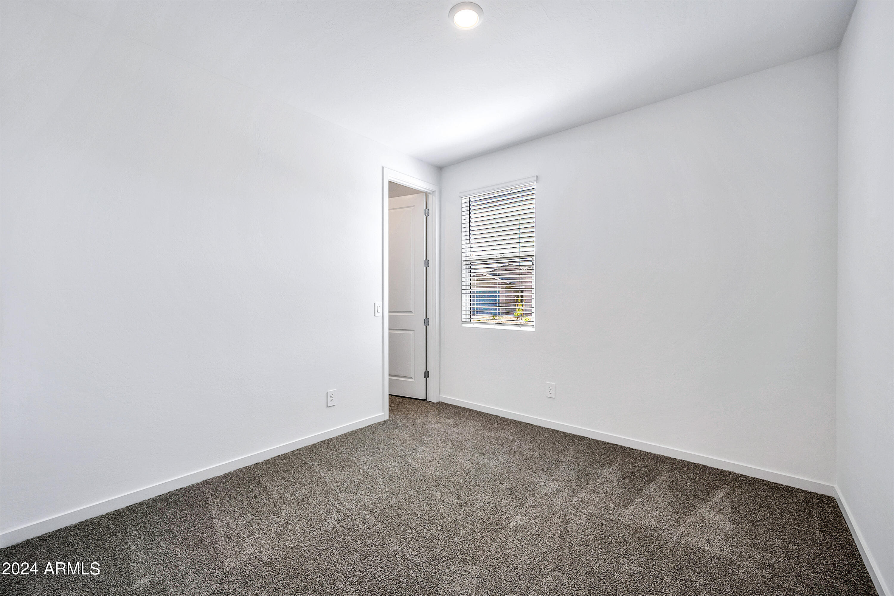 3104 E BEE Trail