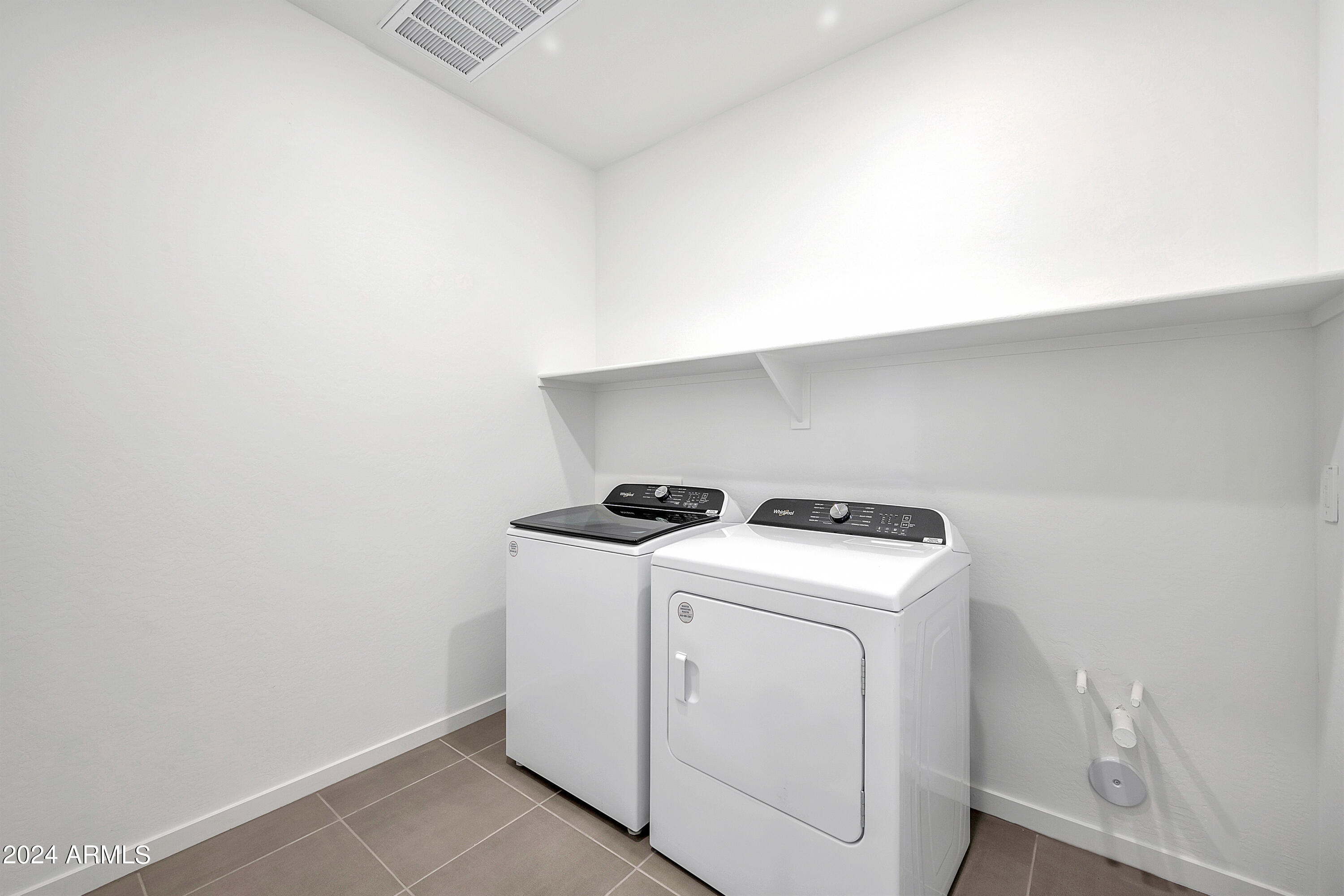 3104 E BEE Trail
