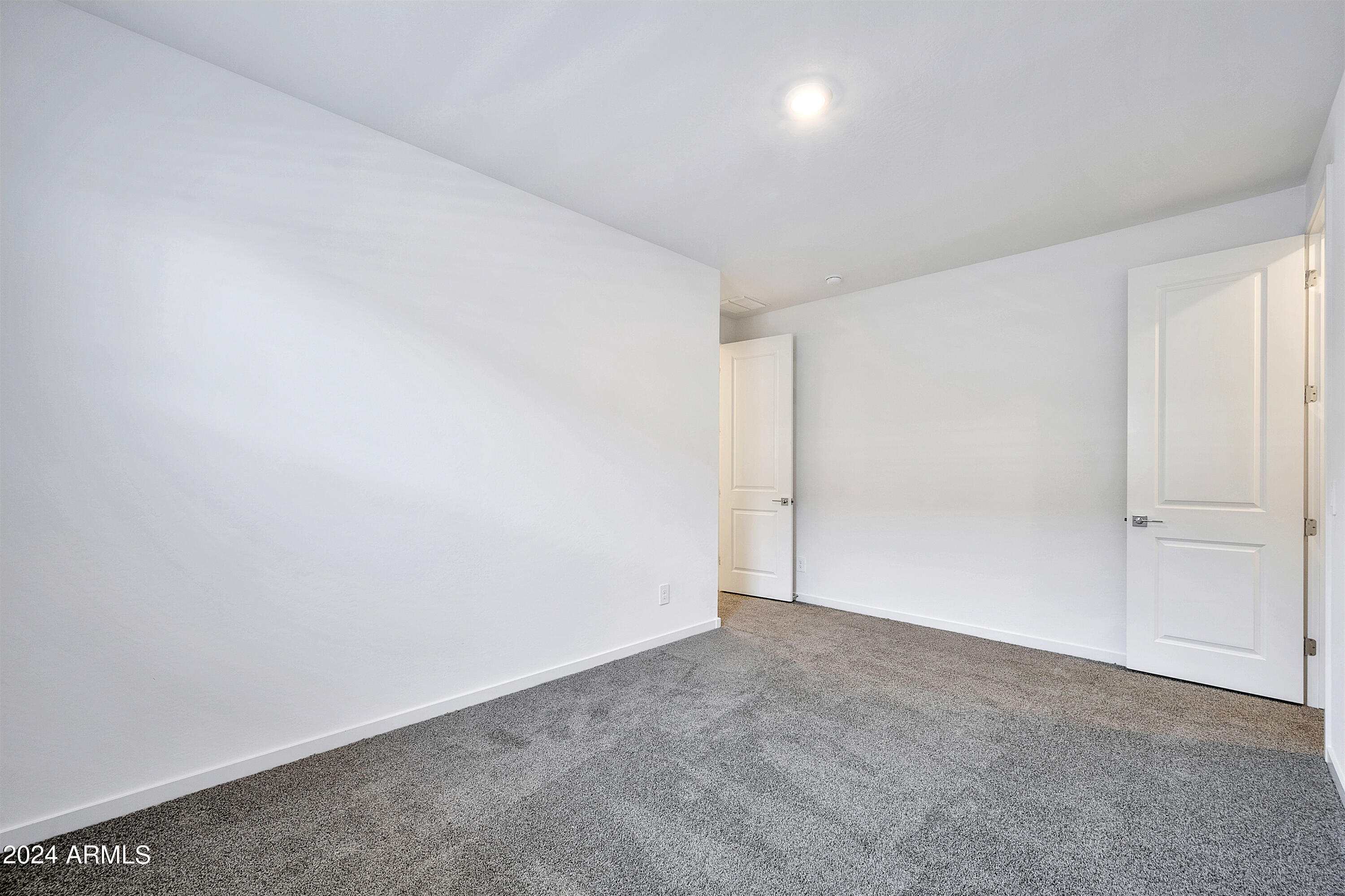 3104 E BEE Trail