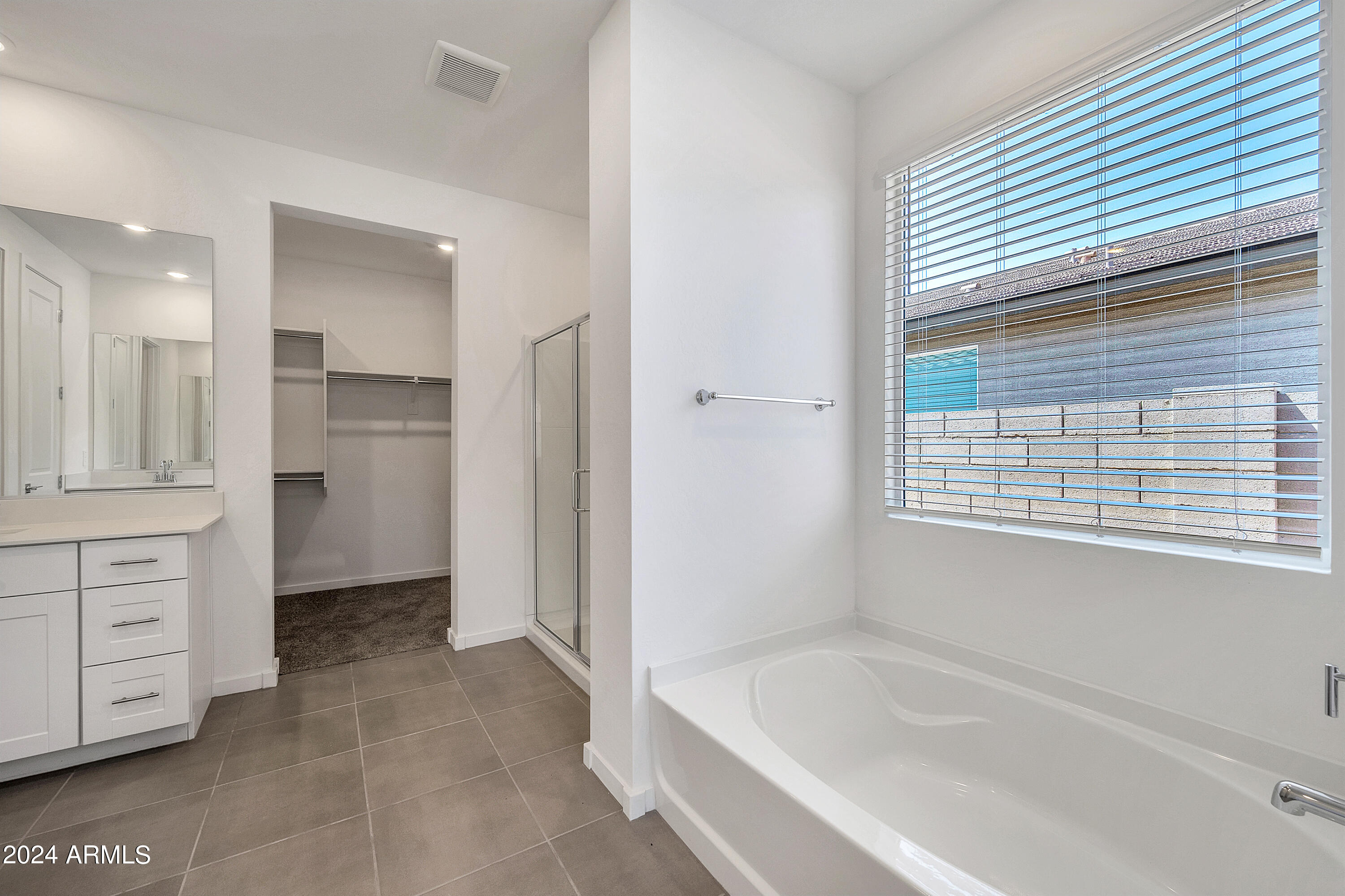 3104 E BEE Trail