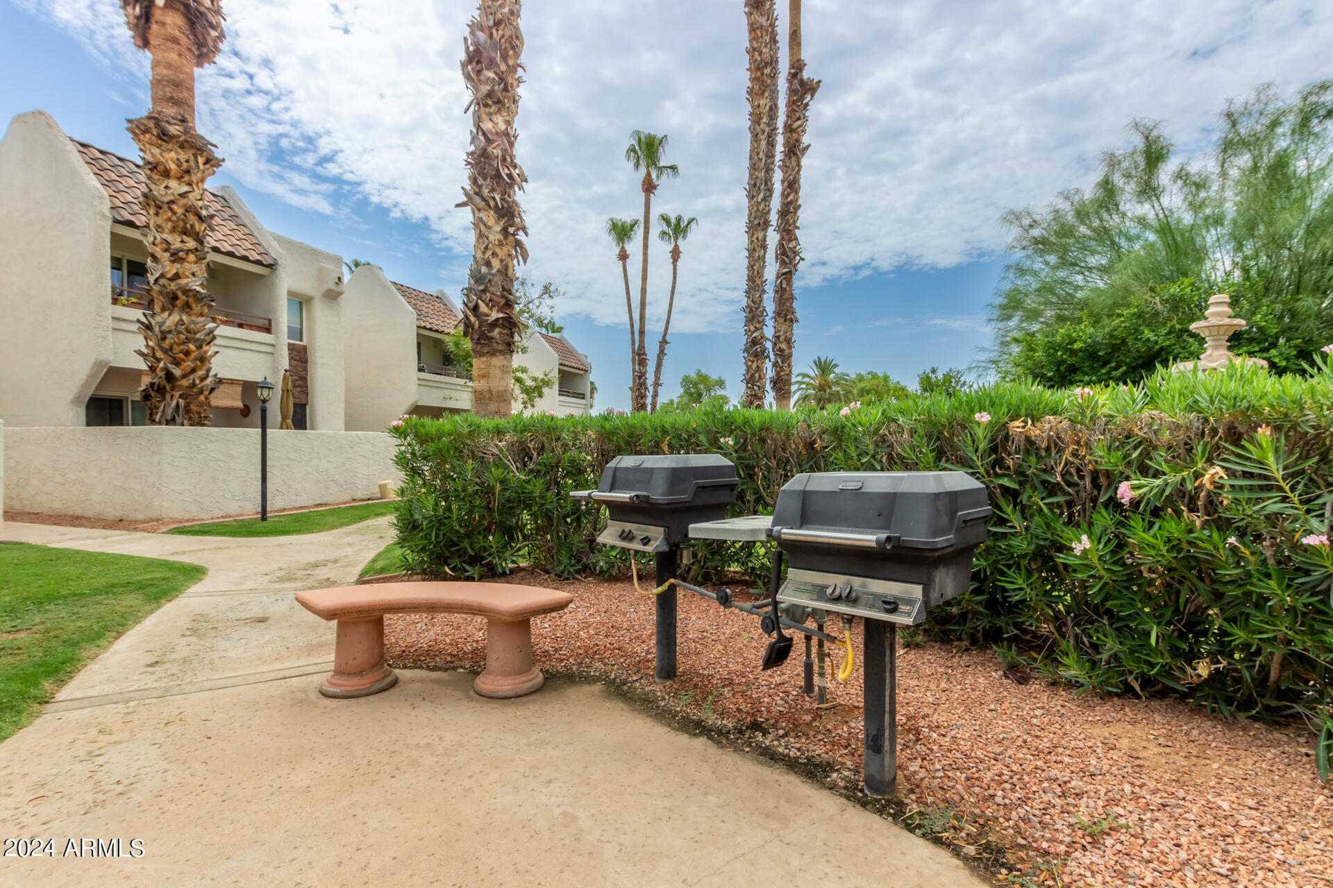 7350 N VIA PASEO DEL SUR, M208