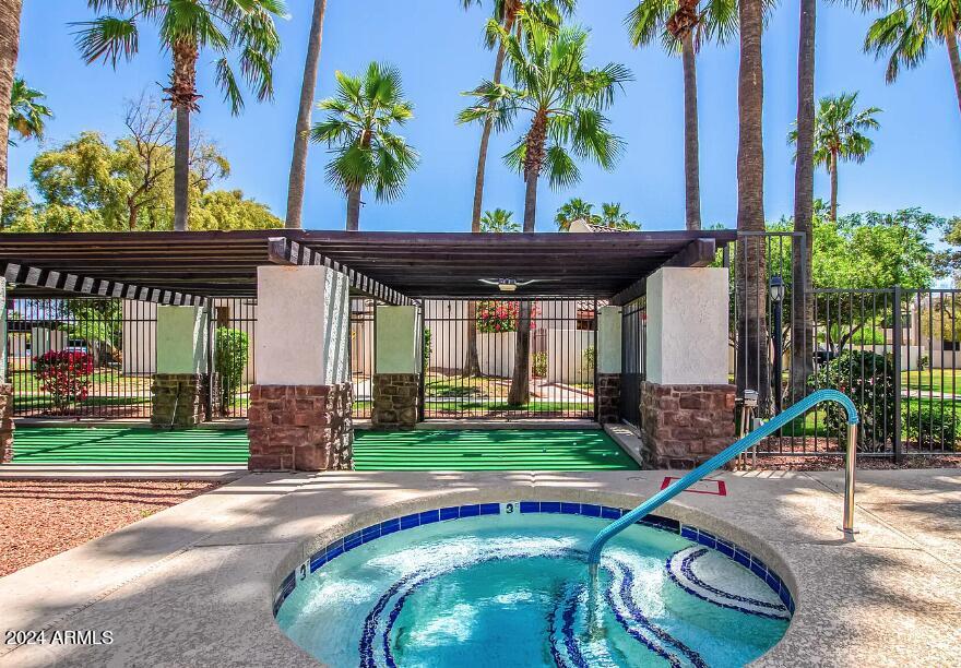7350 N VIA PASEO DEL SUR, M208
