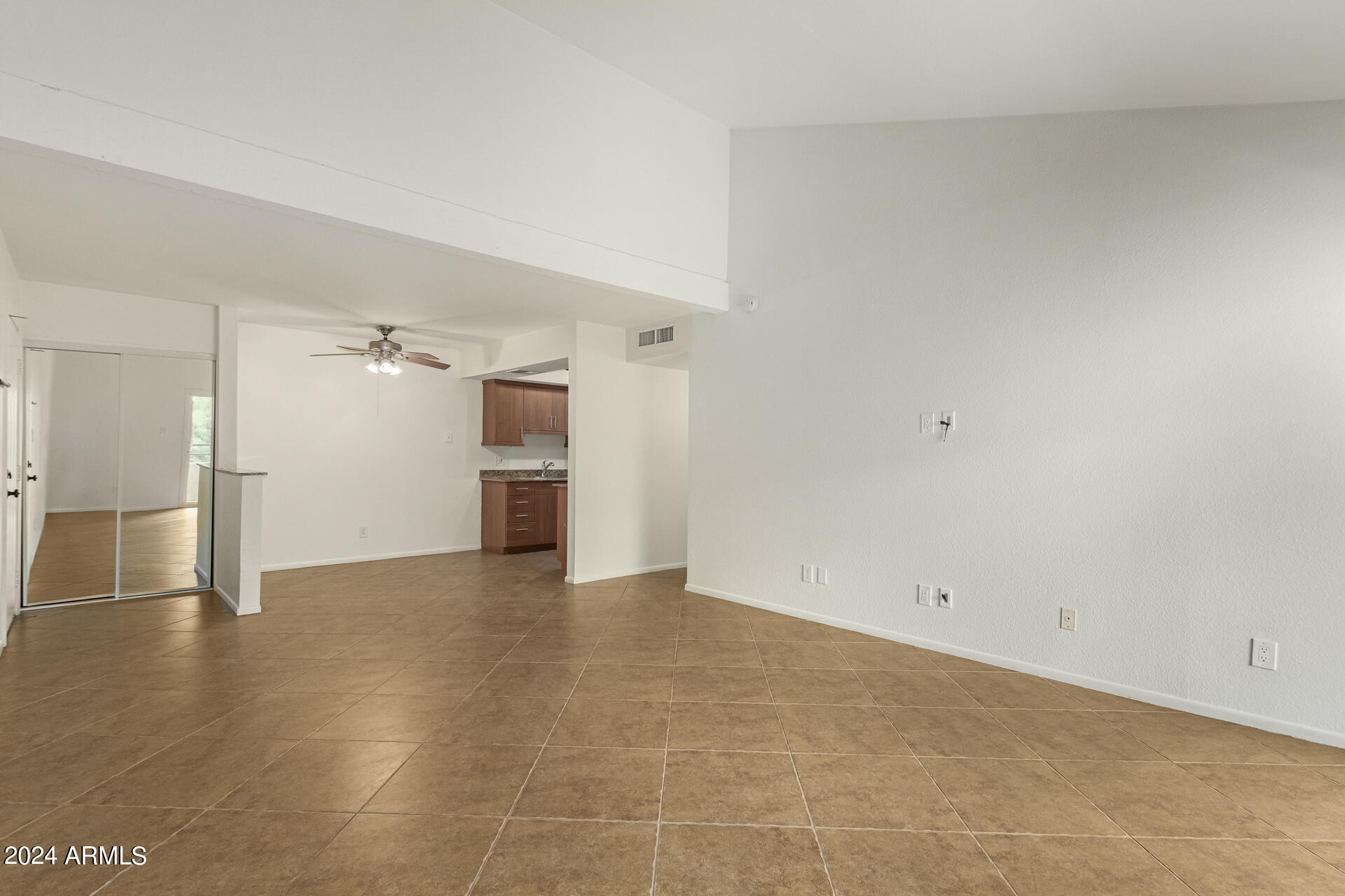 7350 N VIA PASEO DEL SUR, M208