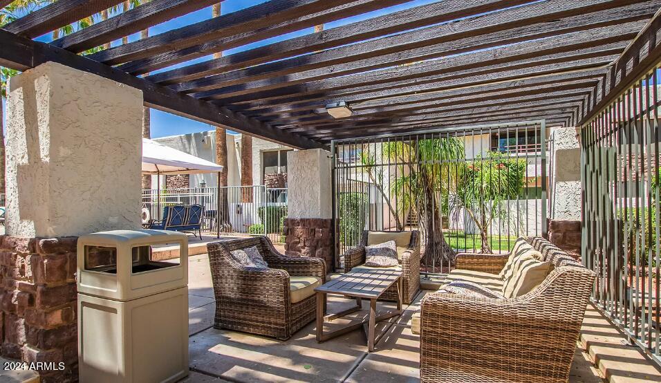 7350 N VIA PASEO DEL SUR, M208