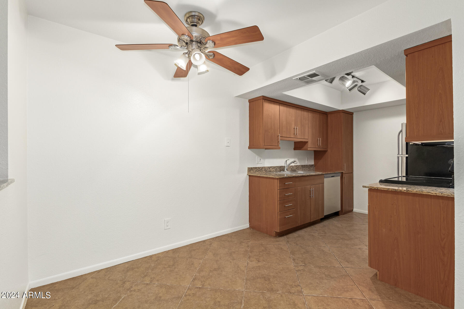 7350 N VIA PASEO DEL SUR, M208