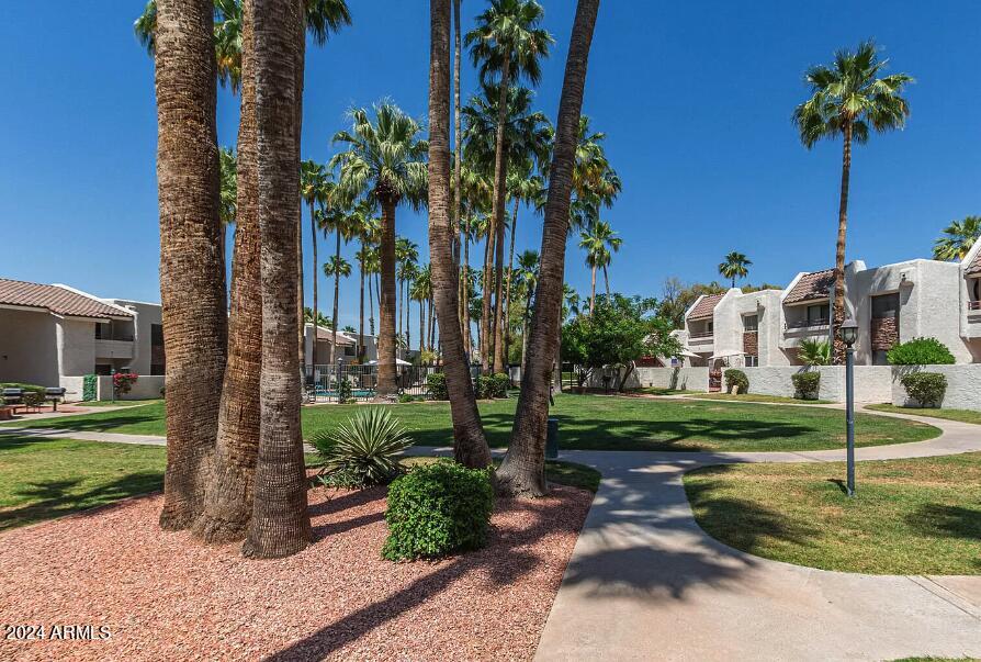 7350 N VIA PASEO DEL SUR, M208