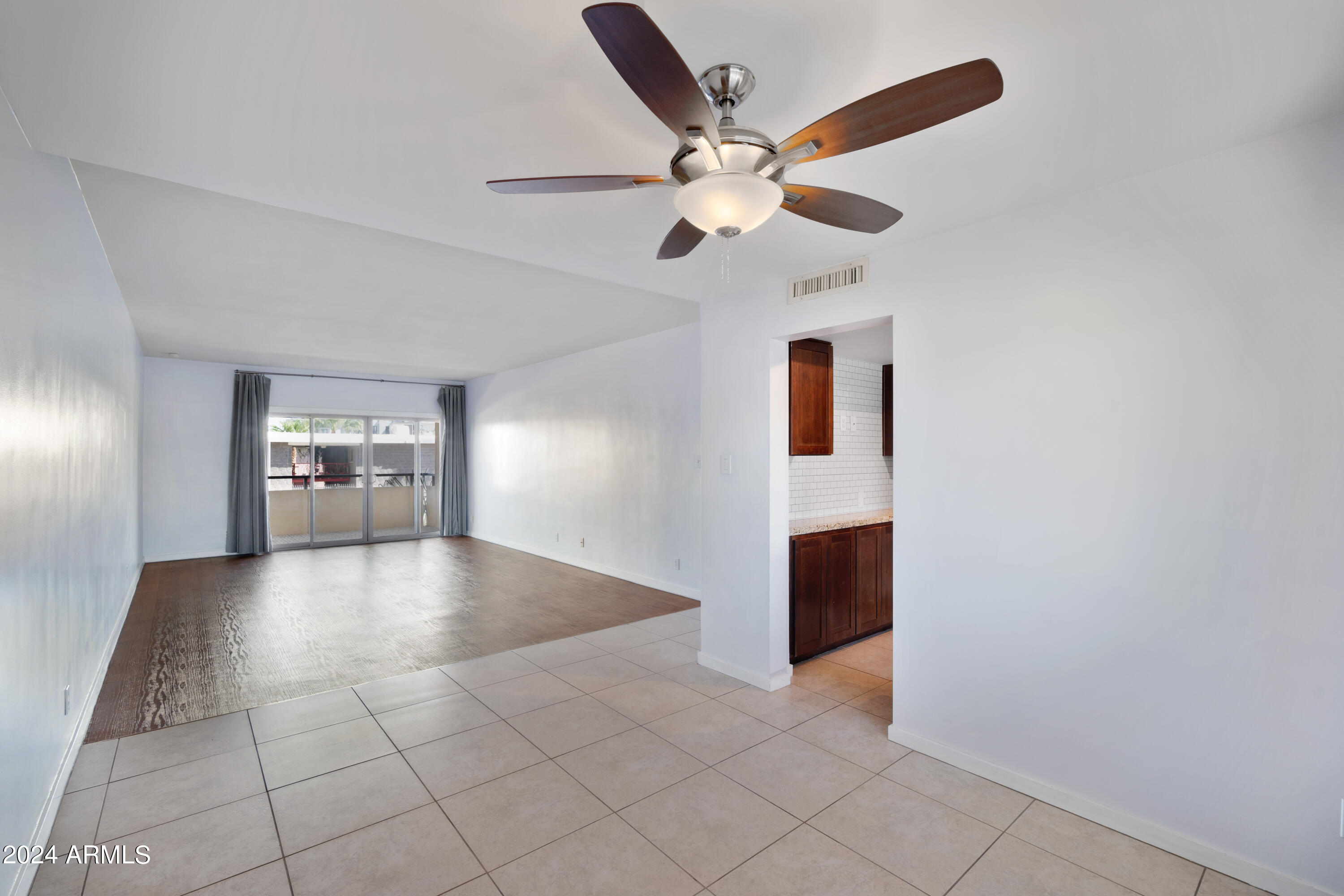 3600 N 5TH Avenue, 205