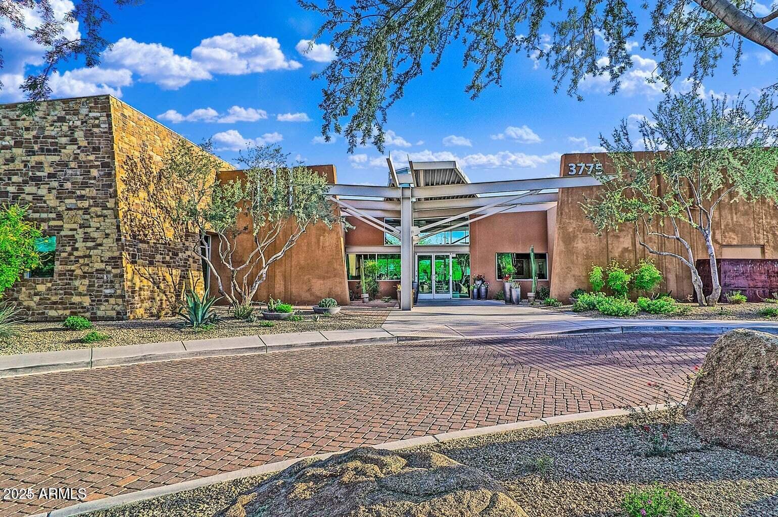 3730 E CAT BALUE Drive