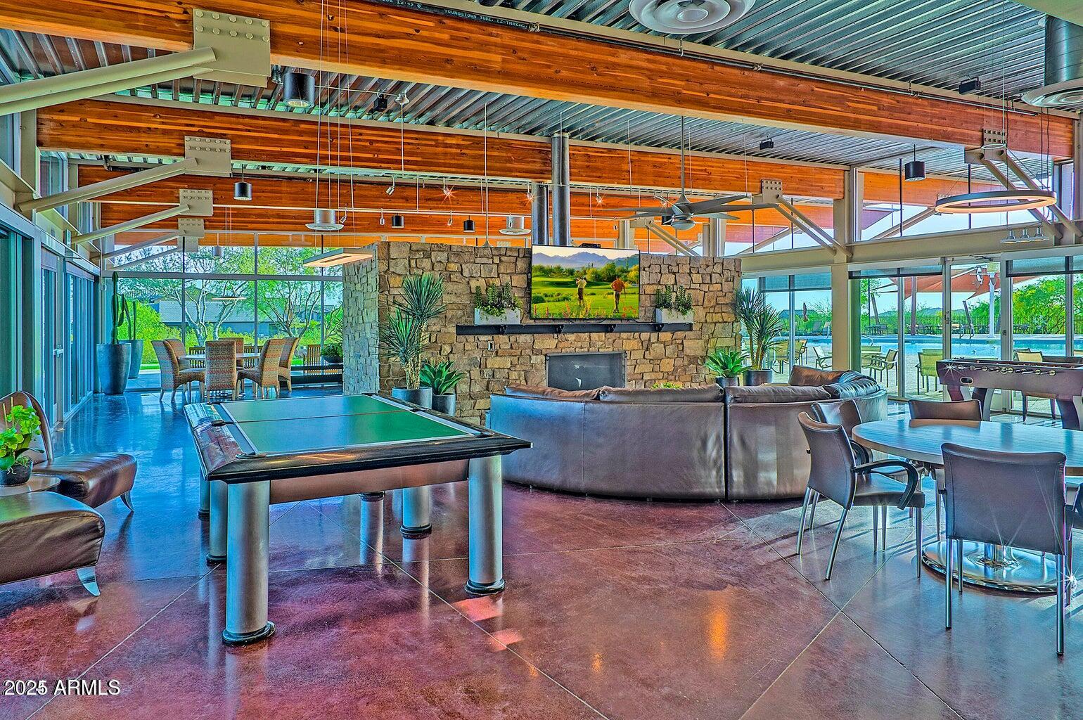 3730 E CAT BALUE Drive