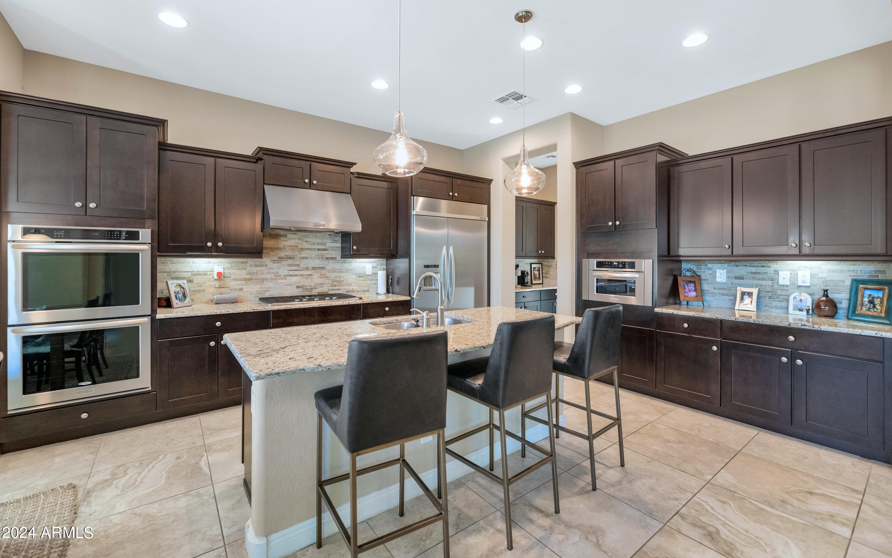 3730 E CAT BALUE Drive