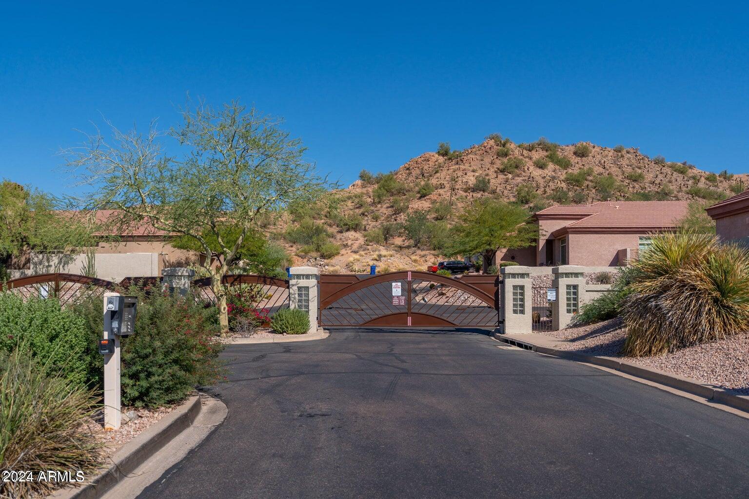6334 E VIEWMONT Drive 46