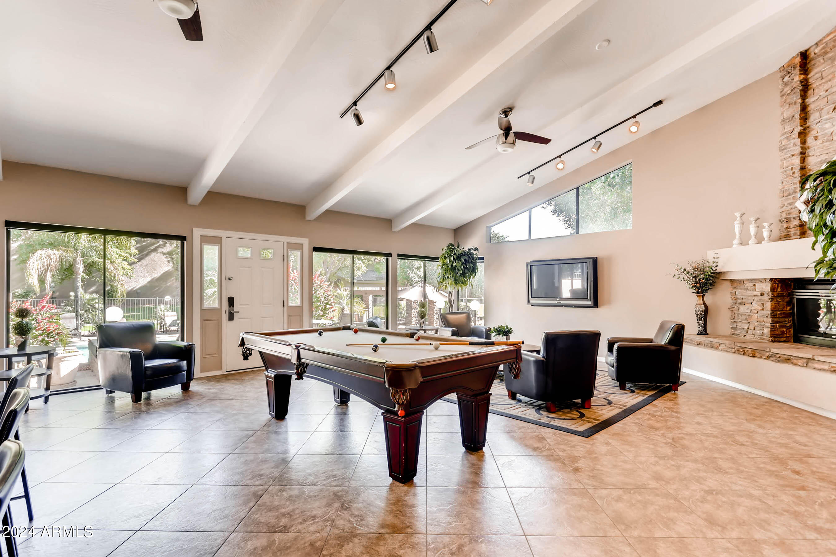 3825 E CAMELBACK Road, 130